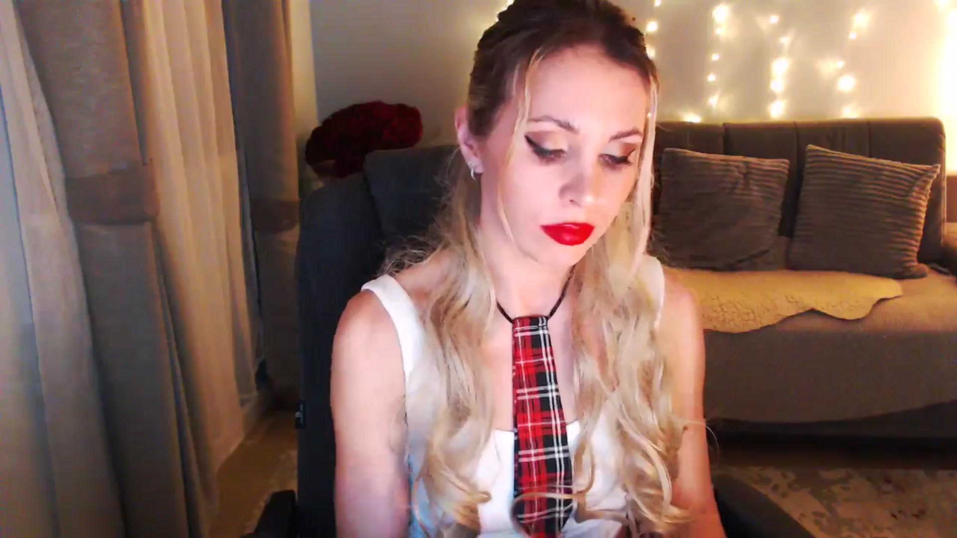 Gallery image thumbnail from Sicille's myfreecams stream on, 11/22/2025, 20:07 image 10 of 20