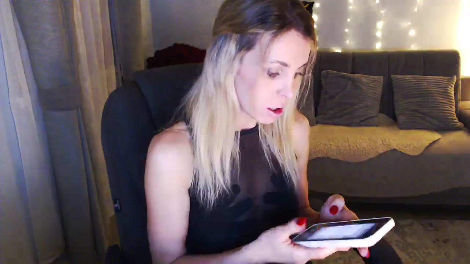 Gallery image thumbnail from Sicille's myfreecams stream on, 11/24/2025, 20:52 image 11 of 20