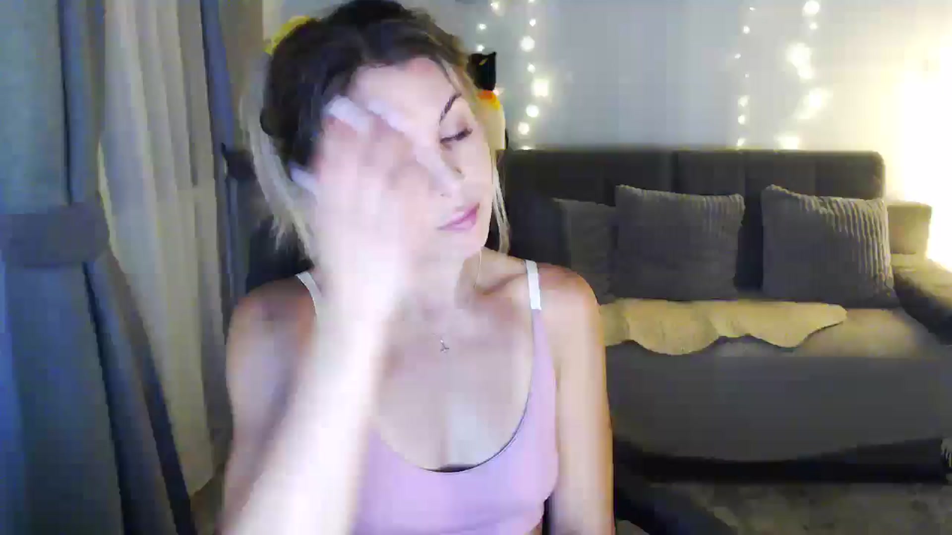 Gallery image thumbnail from Sicille's myfreecams stream on, 12/18/2025, 20:43 image 1 of 20