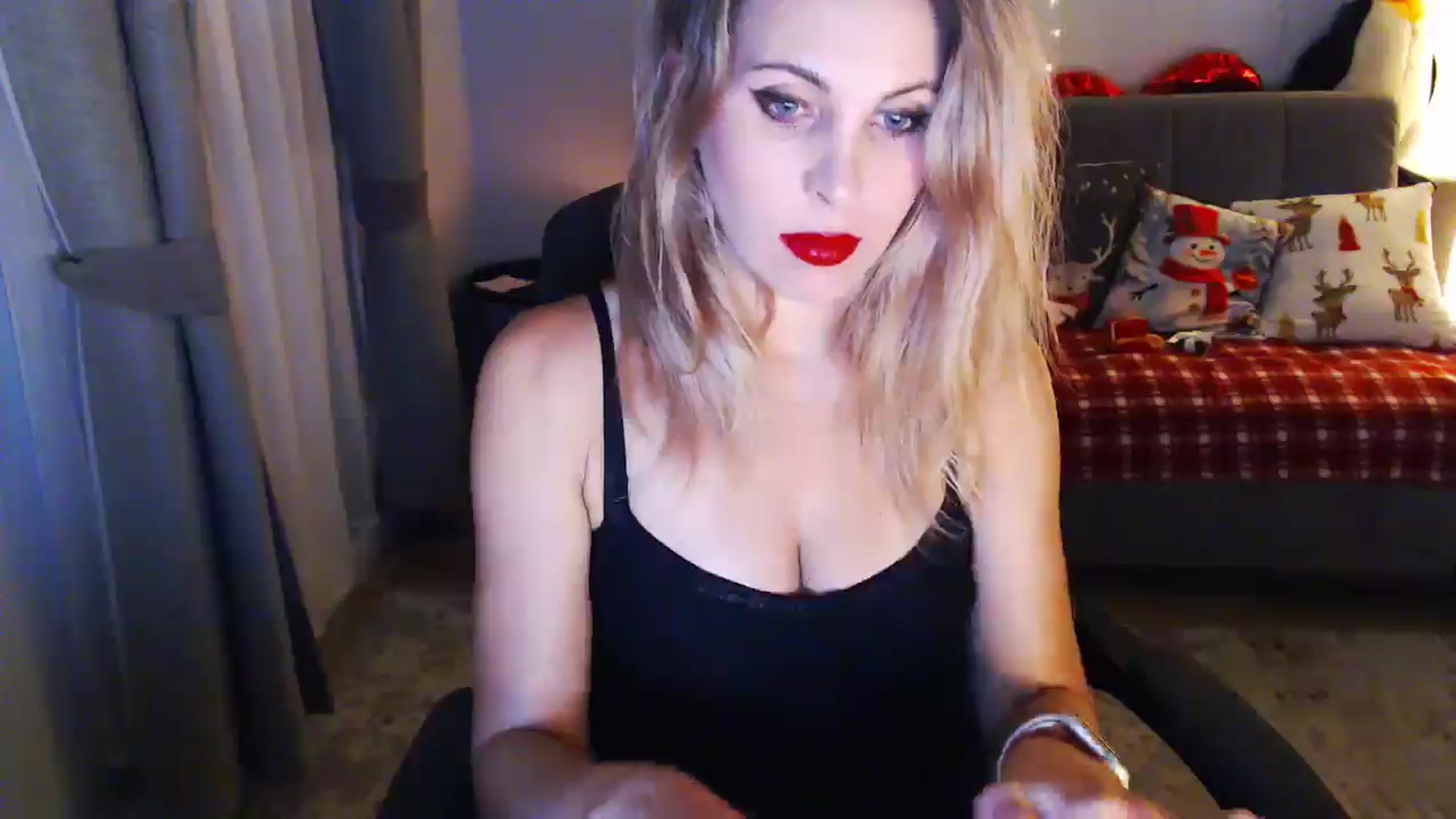 Gallery image thumbnail from Sicille's myfreecams stream on, 01/12/2026, 20:57 image 5 of 20