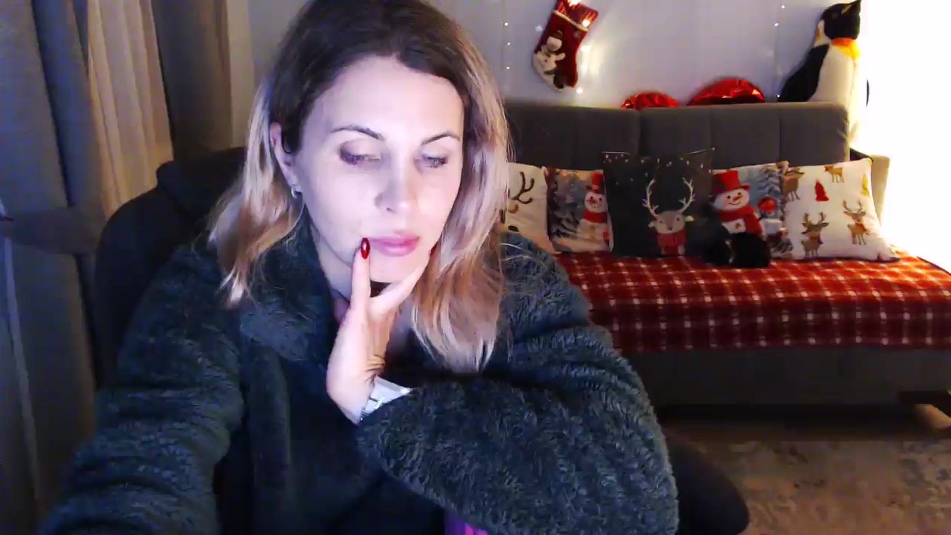 Gallery image thumbnail from Sicille's myfreecams stream on, 01/13/2026, 21:32 image 14 of 20