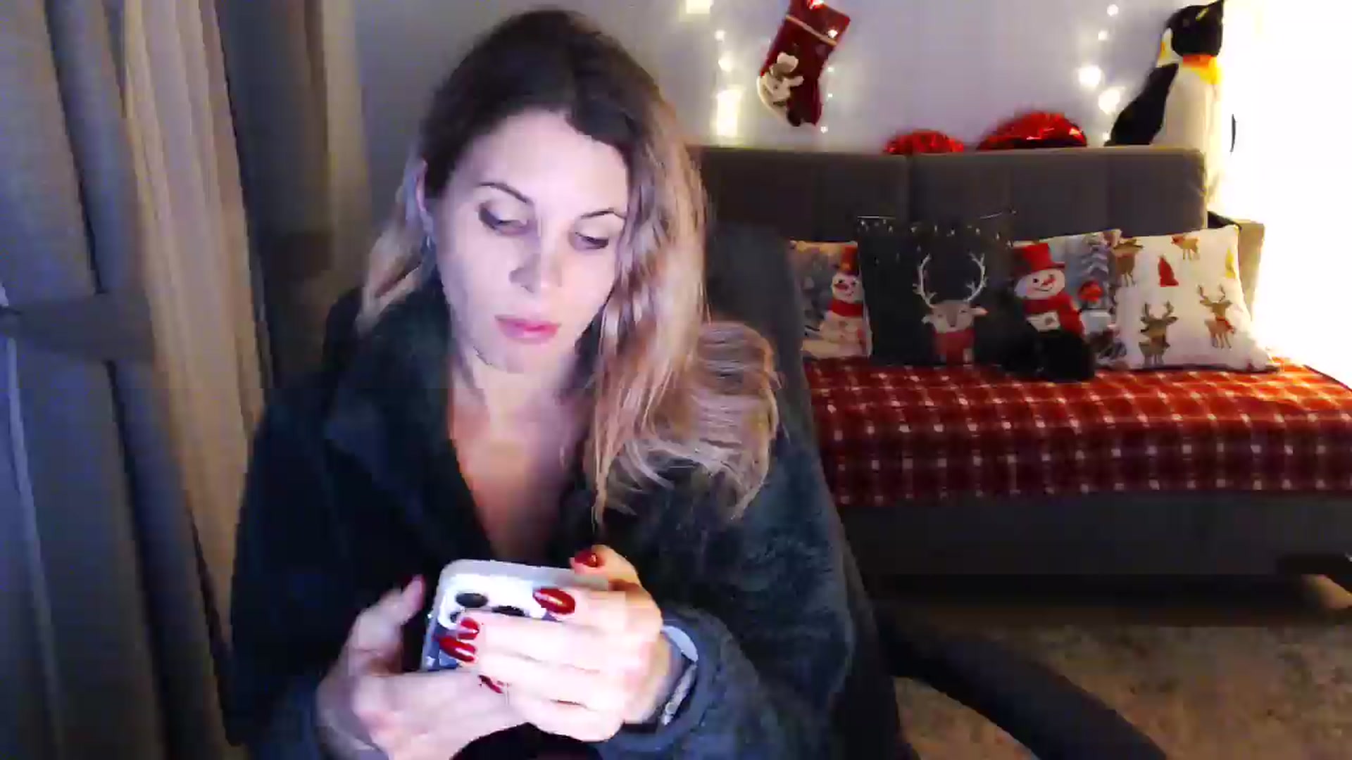 Gallery image thumbnail from Sicille's myfreecams stream on, 01/13/2026, 21:32 image 9 of 20