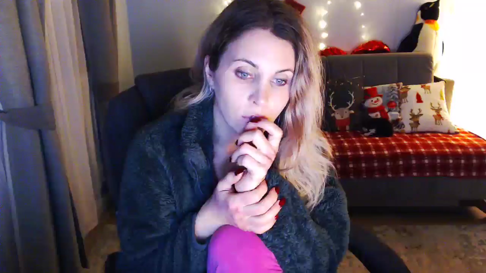 Gallery image thumbnail from Sicille's myfreecams stream on, 01/13/2026, 21:32 image 6 of 20
