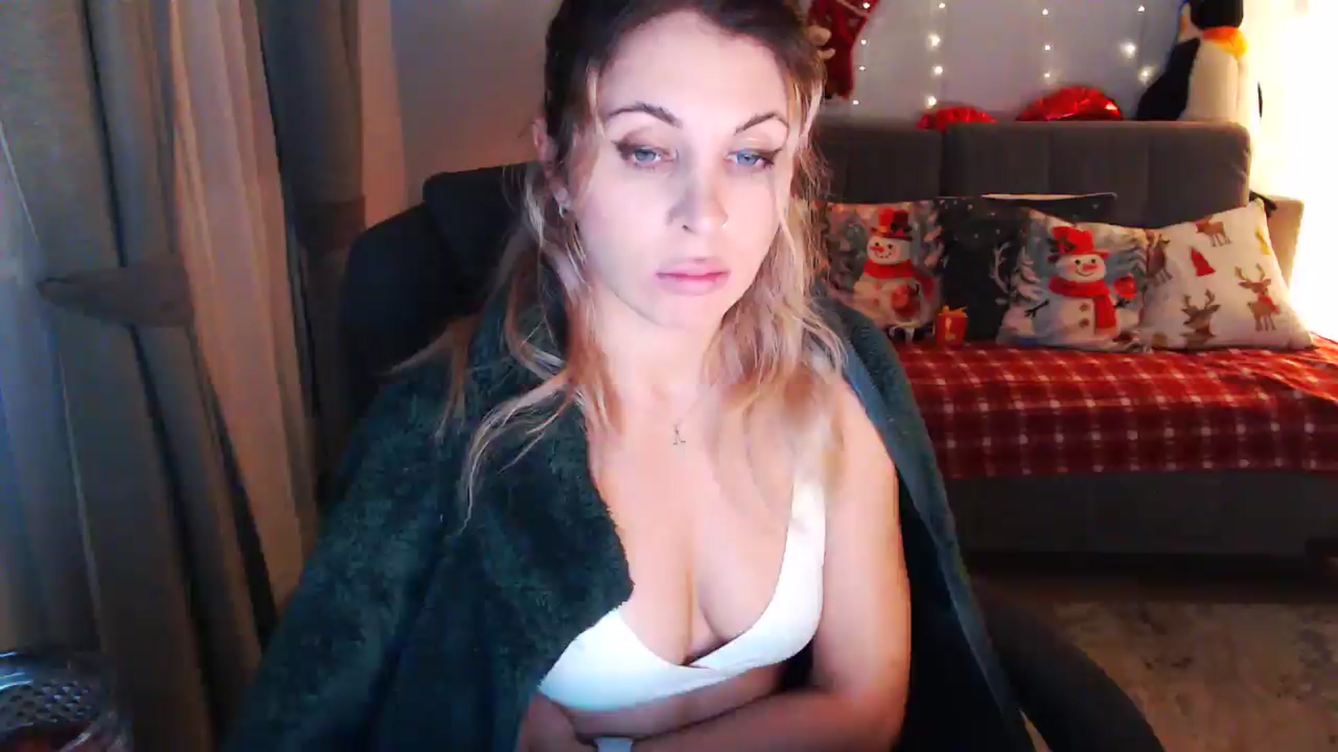 Gallery image thumbnail from Sicille's myfreecams stream on, 01/15/2026, 20:16 image 7 of 20