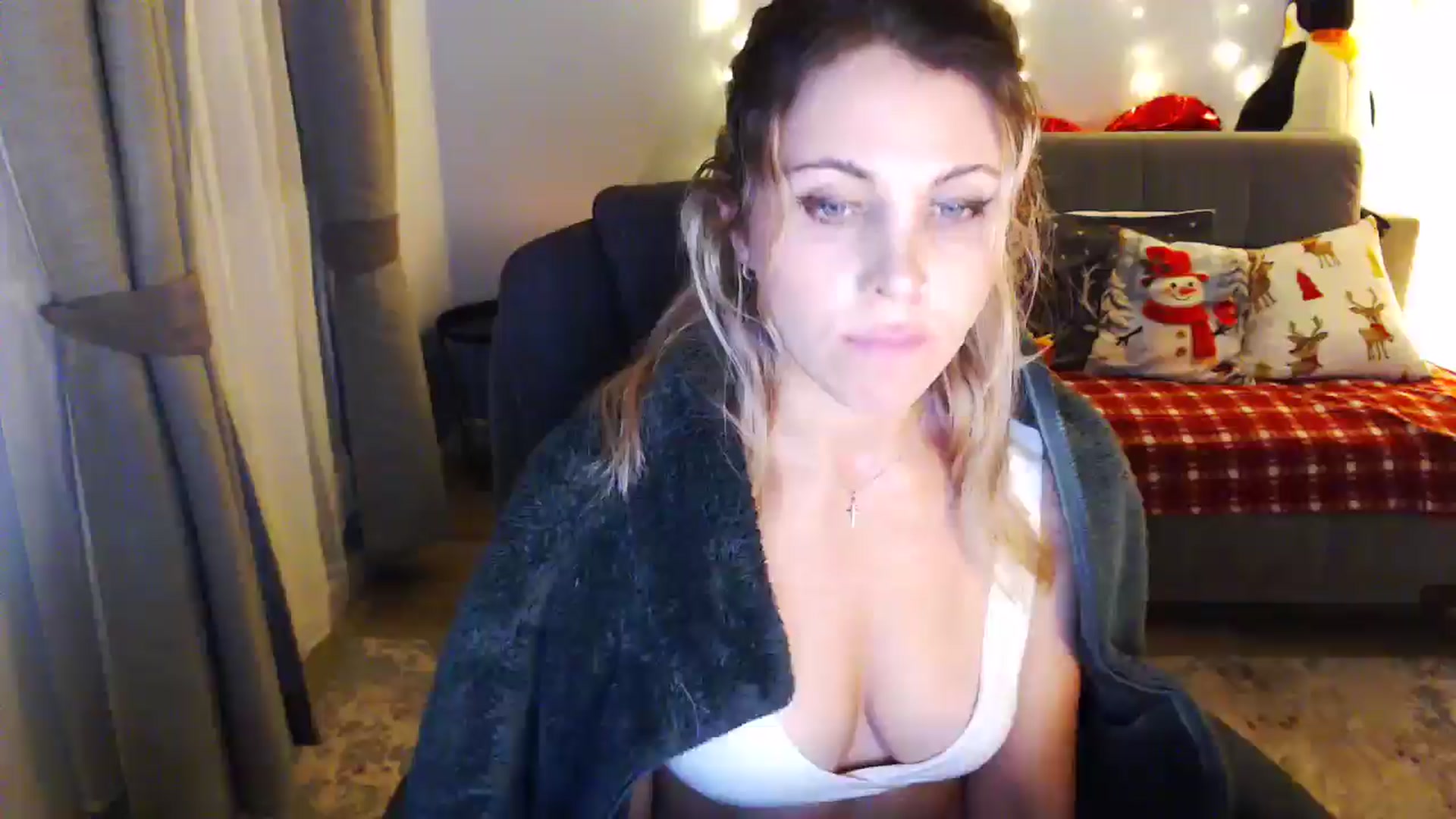 Gallery image thumbnail from Sicille's myfreecams stream on, 01/15/2026, 20:16 image 20 of 20
