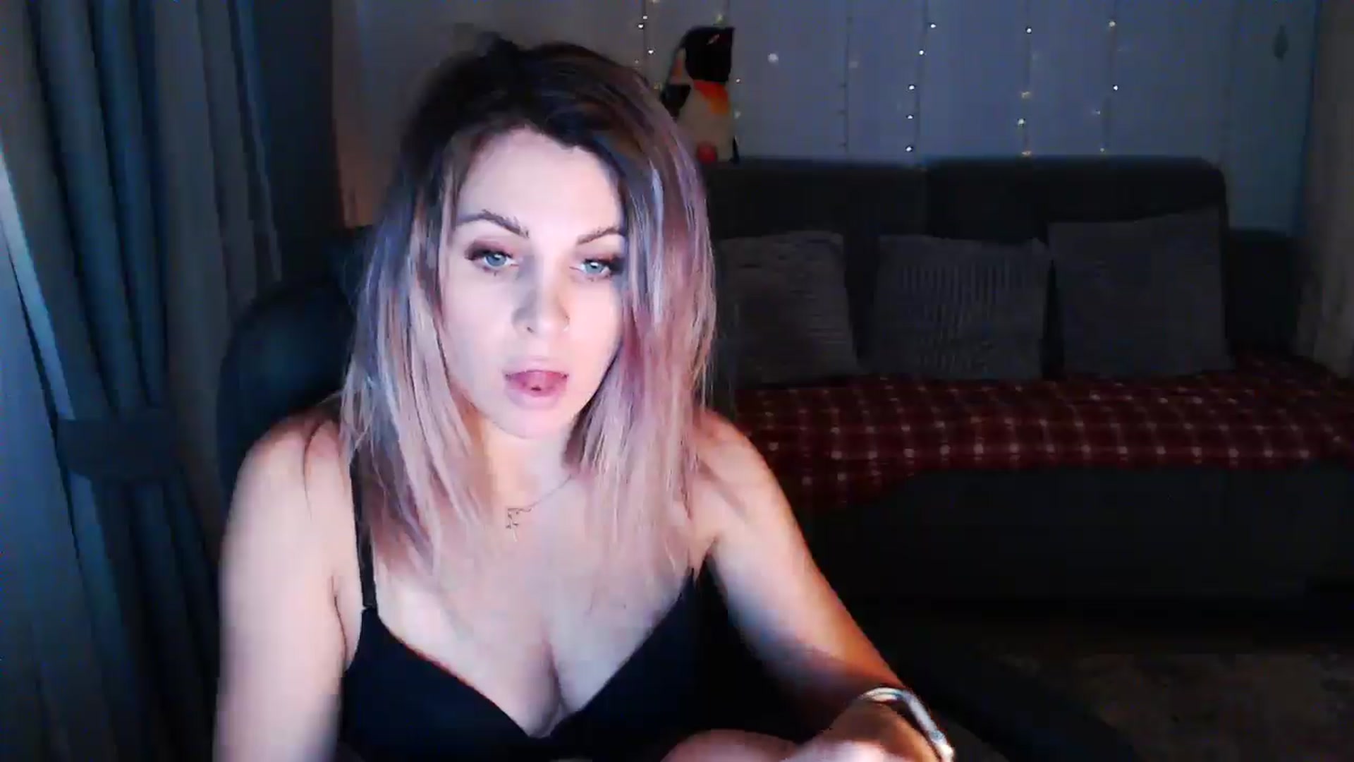 Gallery image thumbnail from Sicille's myfreecams stream on, 02/17/2026, 21:32 image 12 of 20