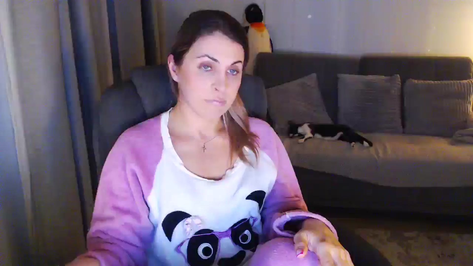 Gallery image thumbnail from Sicille's myfreecams stream on, 03/17/2026, 20:16 image 15 of 20