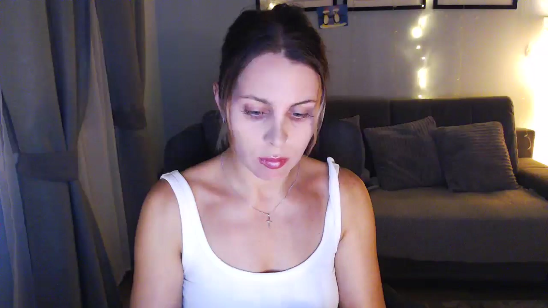 Gallery image thumbnail from Sicille's myfreecams stream on, 04/11/2026, 20:14 image 2 of 20