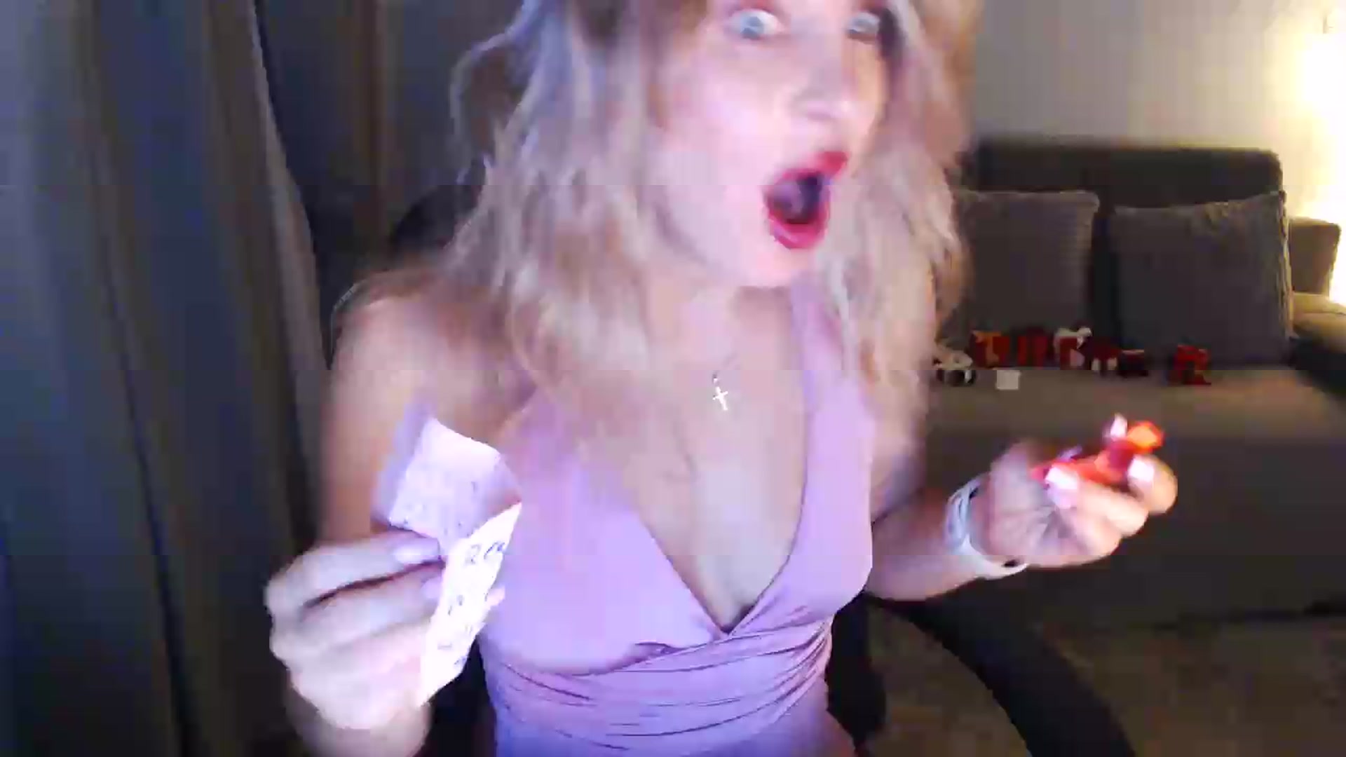 Gallery image thumbnail from Sicille's myfreecams stream on, 06/08/2026, 21:08 image 11 of 20