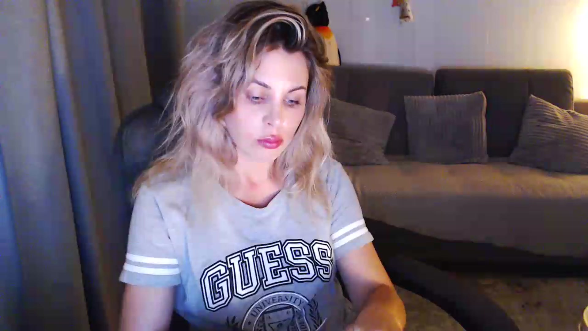 Gallery image thumbnail from Sicille's myfreecams stream on, 07/16/2026, 20:47 image 17 of 20