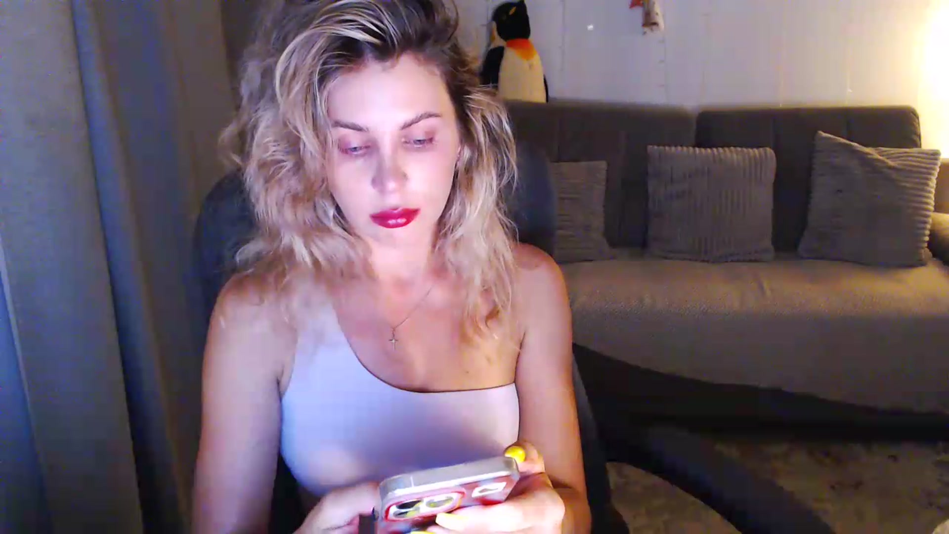 Gallery image thumbnail from Sicille's myfreecams stream on, 07/18/2026, 22:01 image 7 of 20
