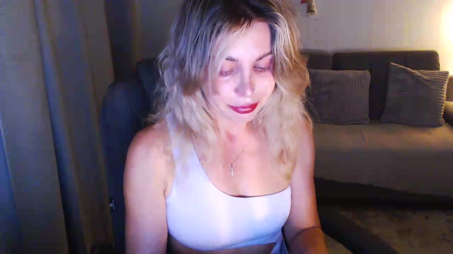 Gallery image thumbnail from Sicille's myfreecams stream on, 07/18/2026, 22:01 image 13 of 20