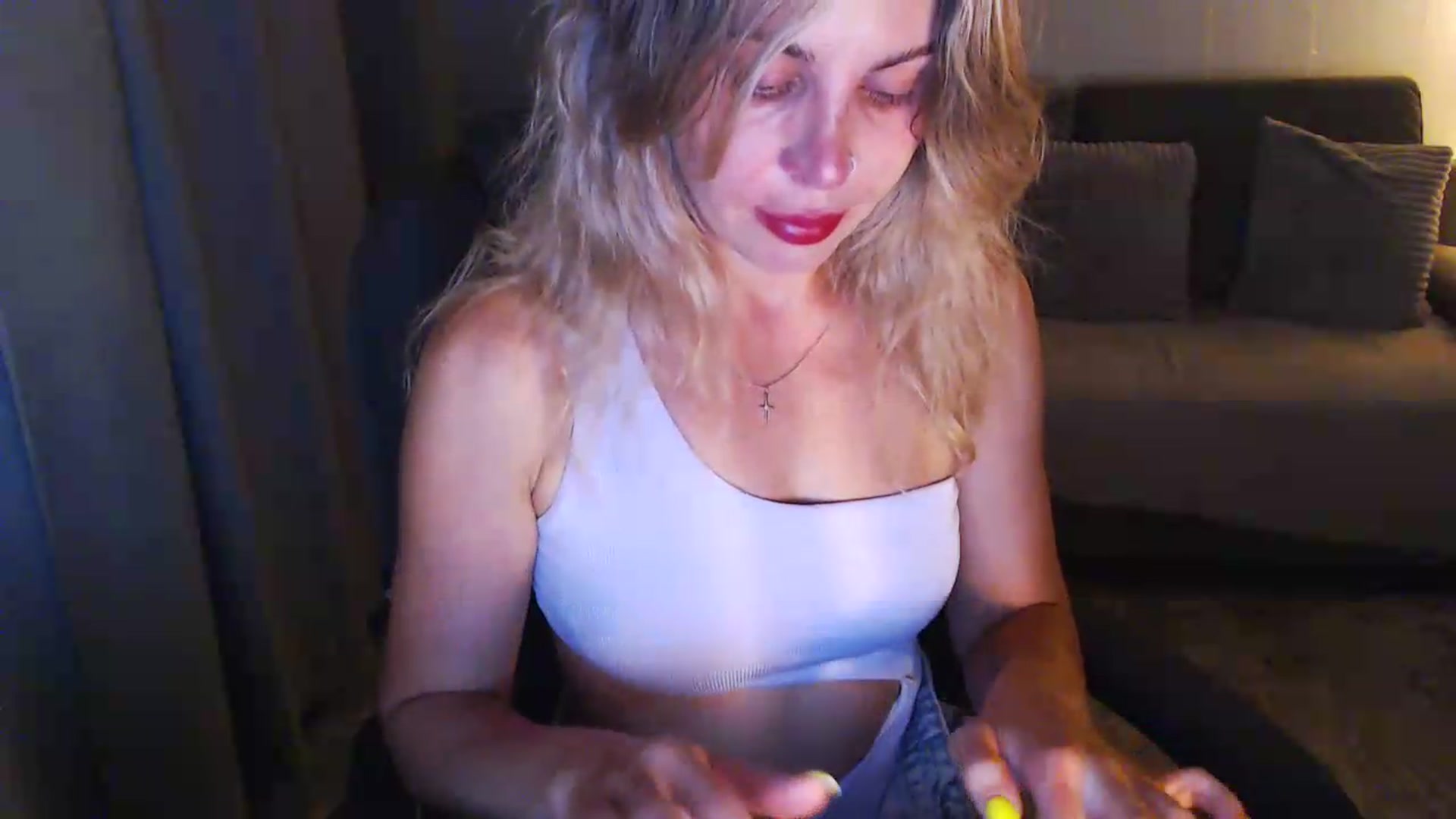 Gallery image thumbnail from Sicille's myfreecams stream on, 07/18/2026, 22:01 image 17 of 20