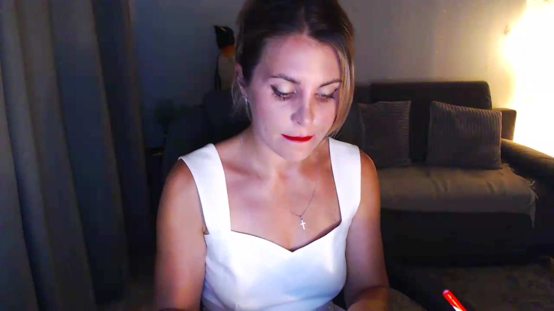 Gallery image thumbnail from Sicille's myfreecams stream on, 08/03/2026, 20:56 image 17 of 20