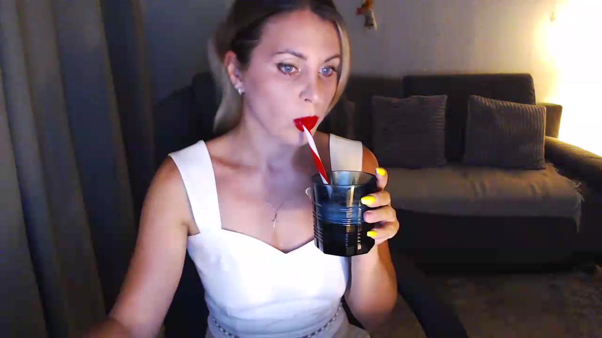 Gallery image thumbnail from Sicille's myfreecams stream on, 08/03/2026, 20:56 image 10 of 20