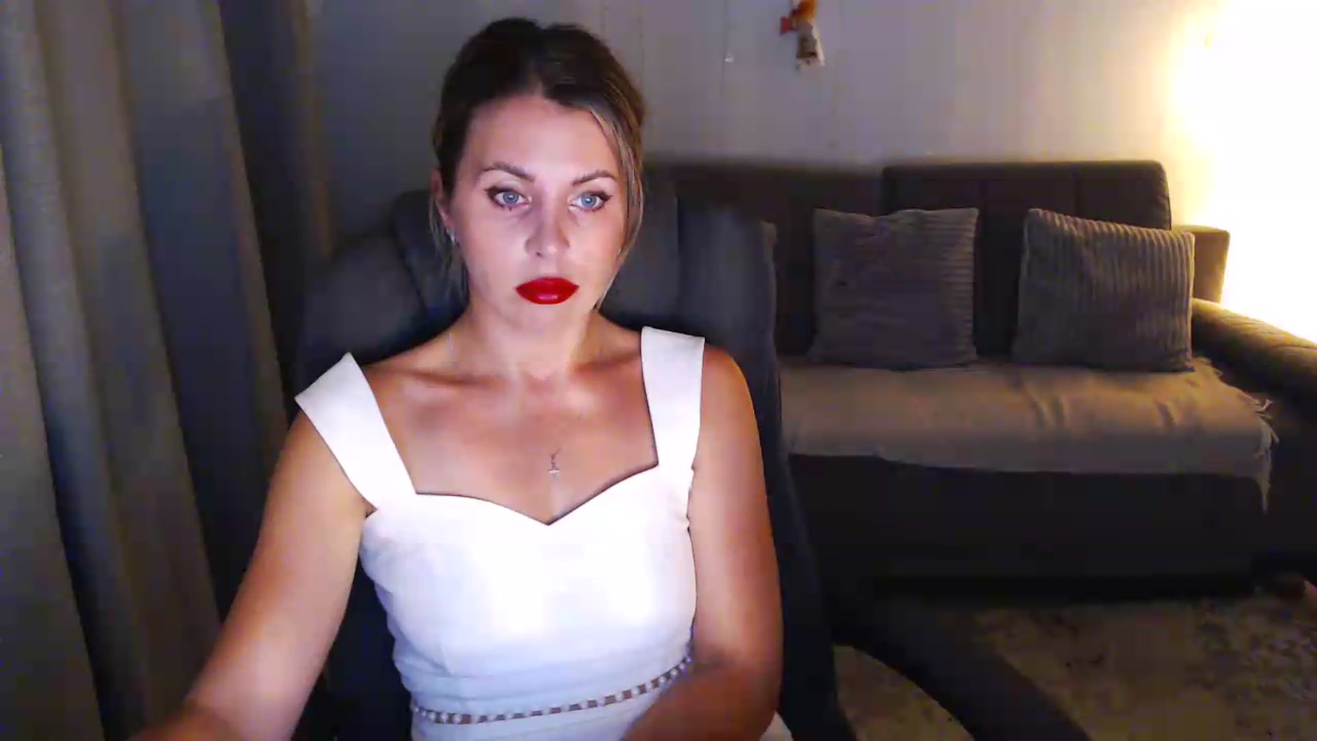 Gallery image thumbnail from Sicille's myfreecams stream on, 08/03/2026, 20:56 image 13 of 20