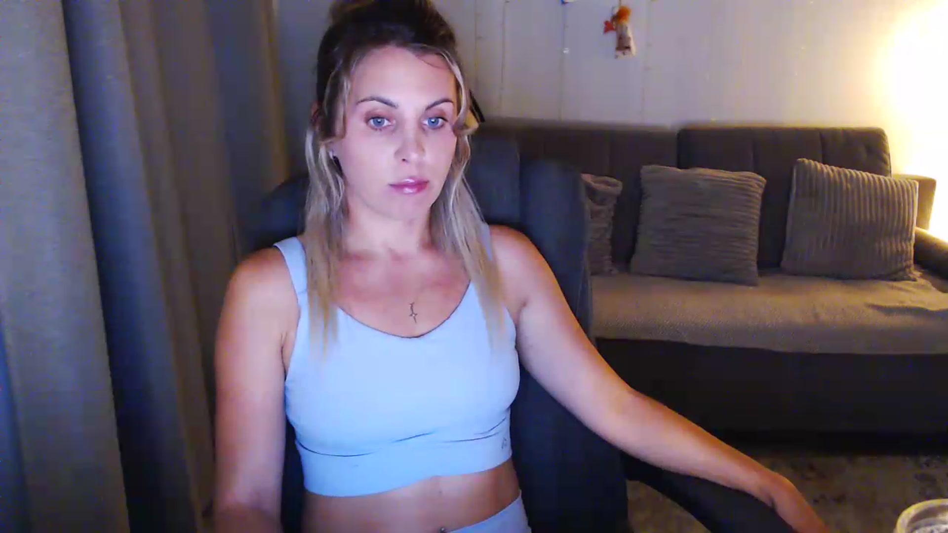 Gallery image thumbnail from Sicille's myfreecams stream on, 08/04/2026, 20:57 image 16 of 20