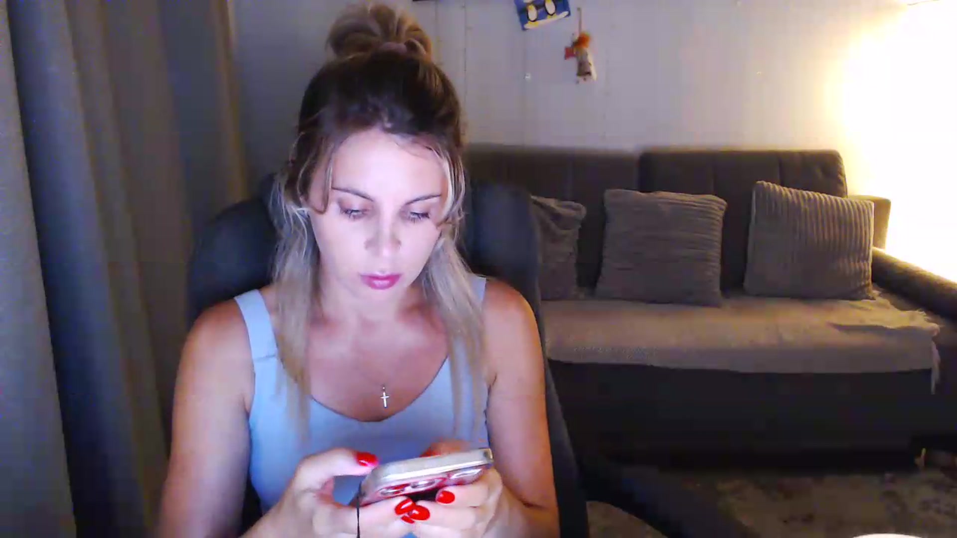 Gallery image thumbnail from Sicille's myfreecams stream on, 08/04/2026, 20:57 image 7 of 20