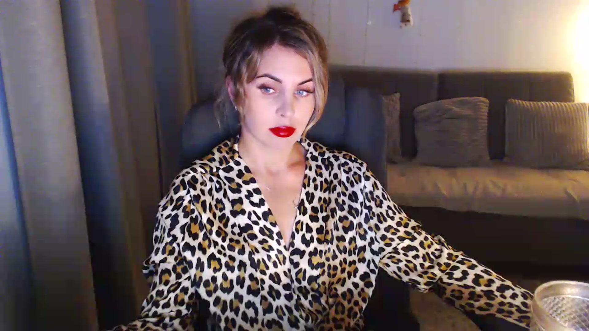 Gallery image thumbnail from Sicille's myfreecams stream on, 08/05/2026, 19:37 image 20 of 20