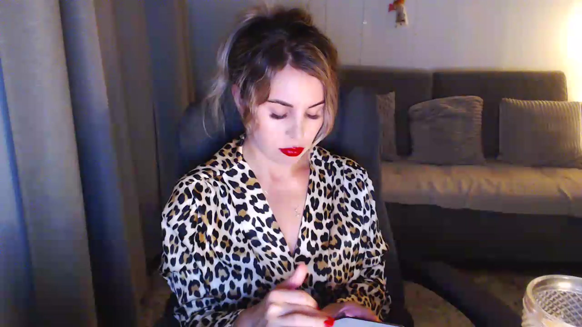 Gallery image thumbnail from Sicille's myfreecams stream on, 08/05/2026, 19:37 image 18 of 20