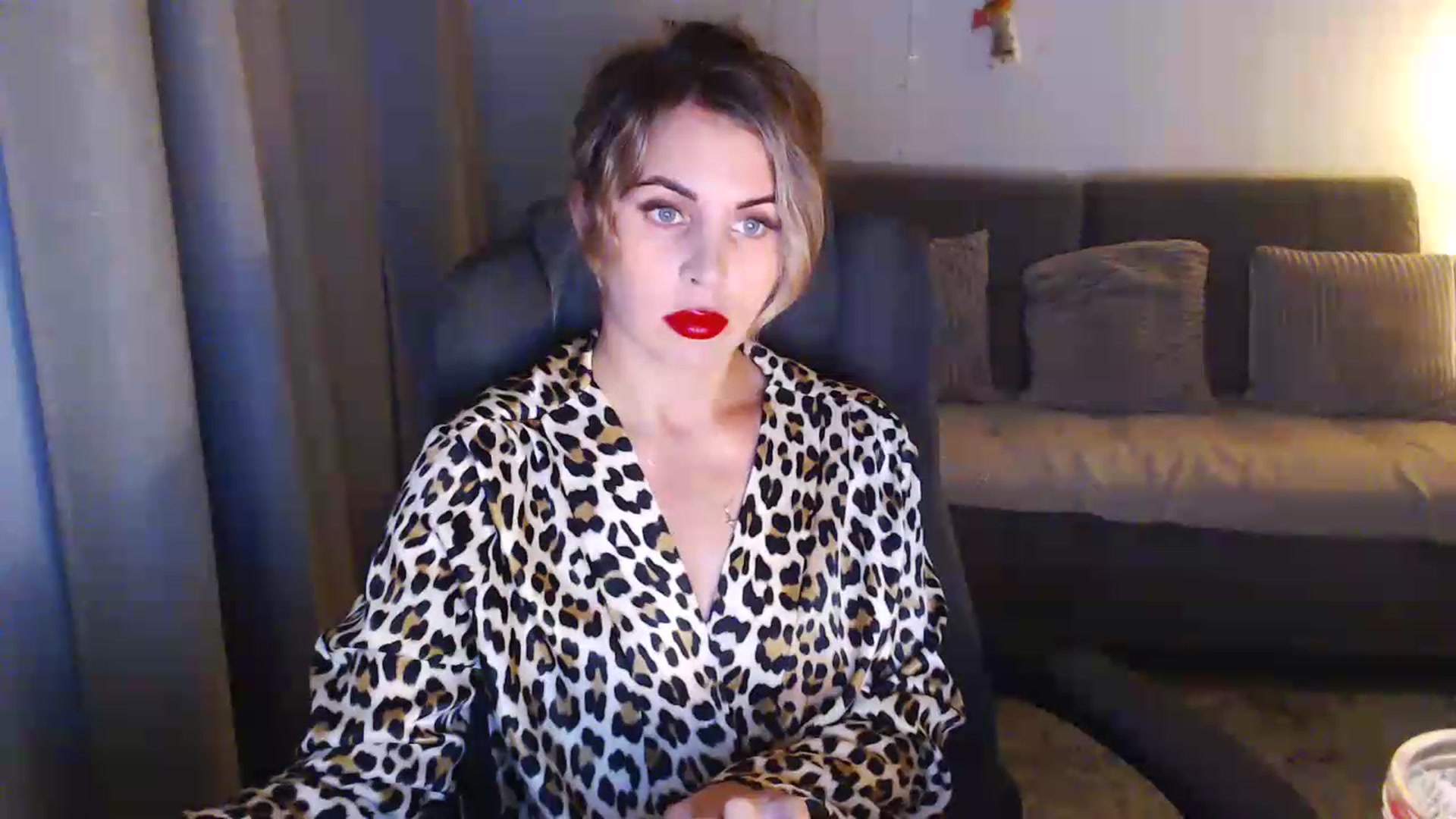 Gallery image thumbnail from Sicille's myfreecams stream on, 08/05/2026, 19:37 image 14 of 20