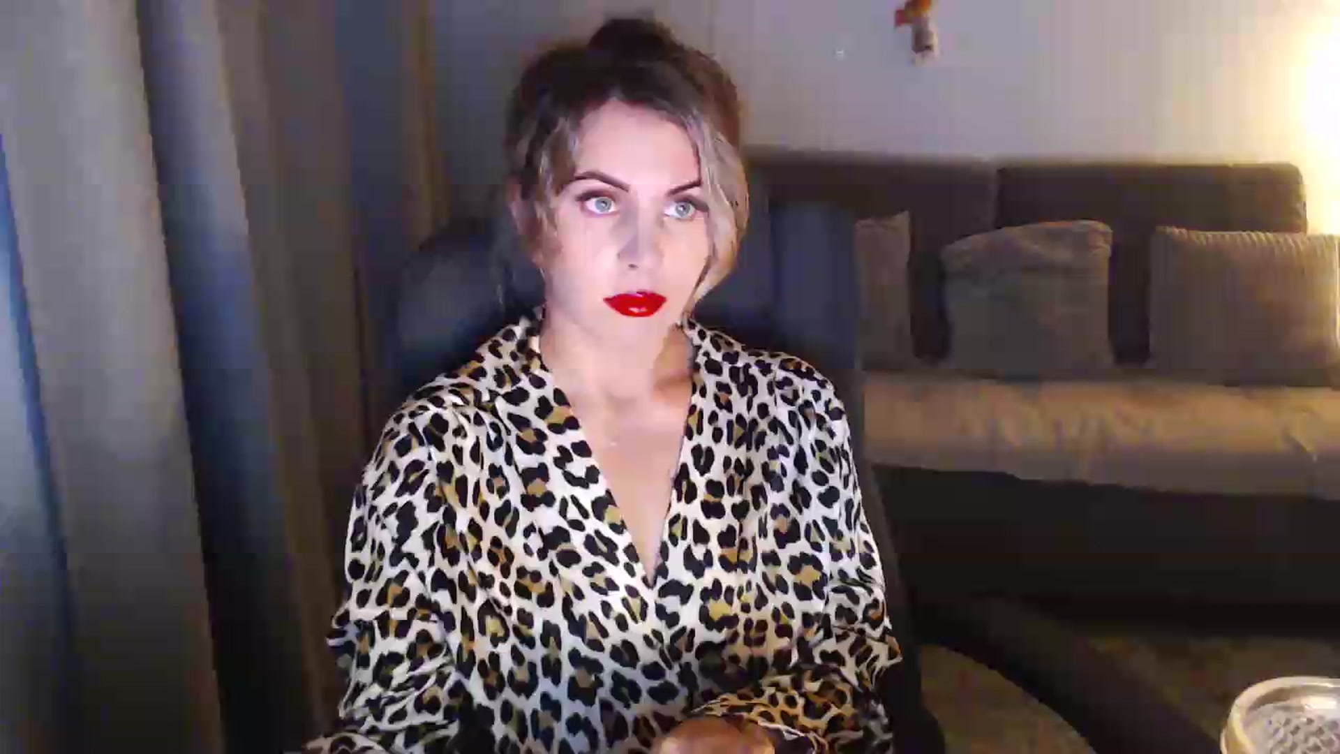 Gallery image thumbnail from Sicille's myfreecams stream on, 08/05/2026, 19:37 image 16 of 20