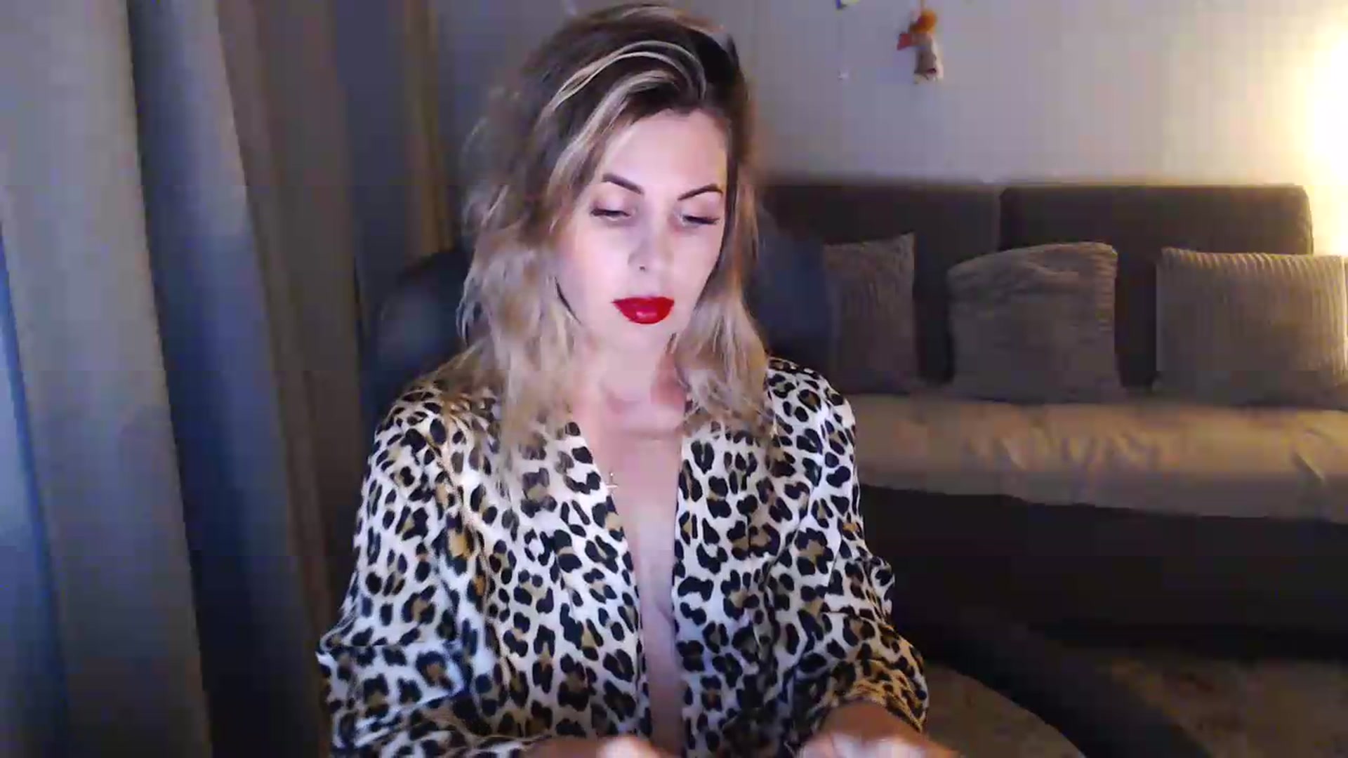 Gallery image thumbnail from Sicille's myfreecams stream on, 08/05/2026, 20:23 image 20 of 20