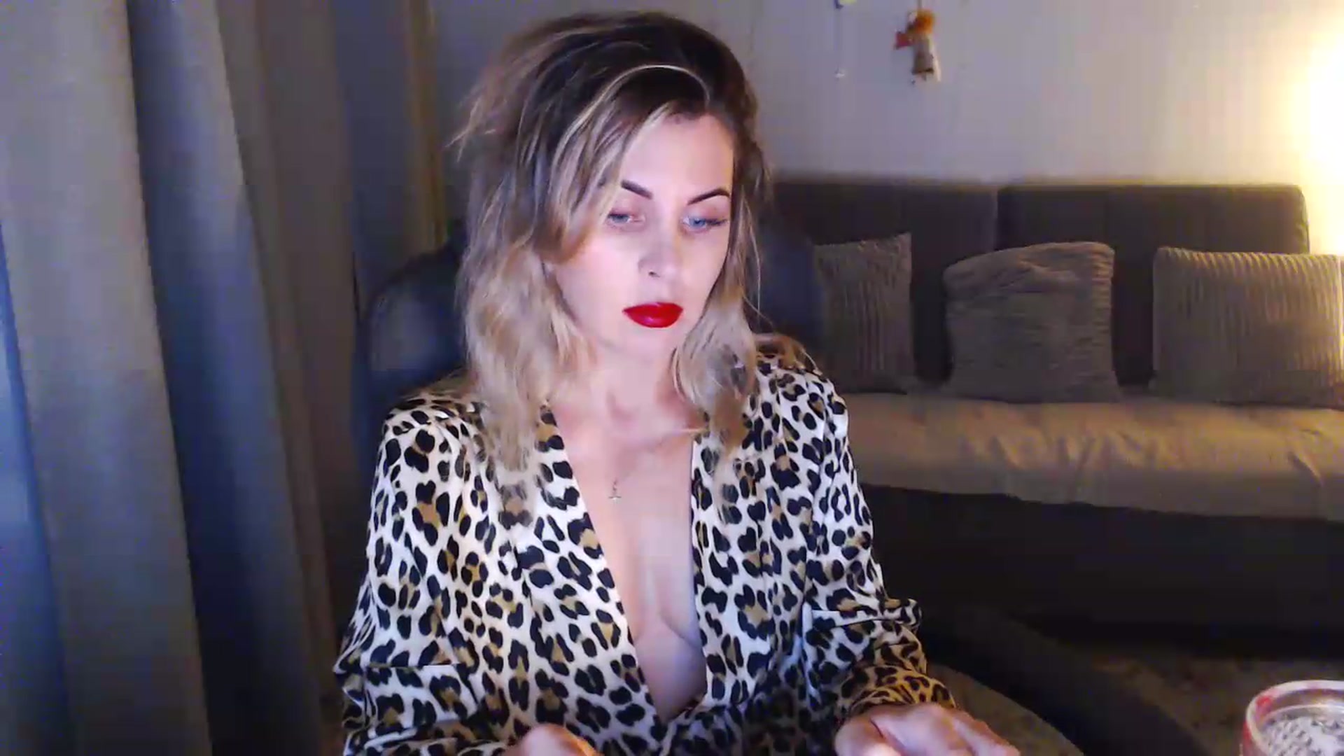 Gallery image thumbnail from Sicille's myfreecams stream on, 08/05/2026, 20:23 image 16 of 20
