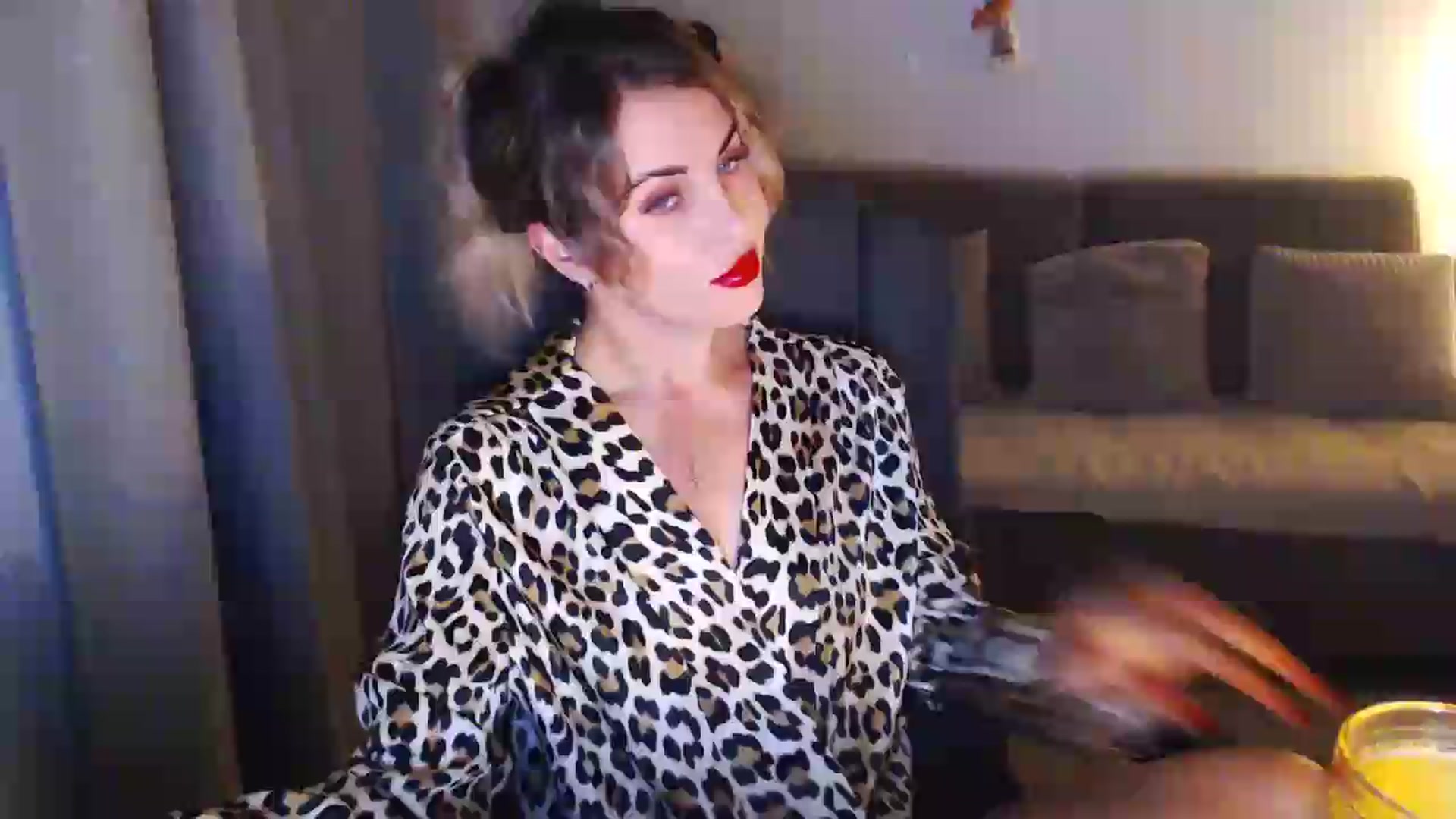 Gallery image thumbnail from Sicille's myfreecams stream on, 08/05/2026, 20:23 image 7 of 20