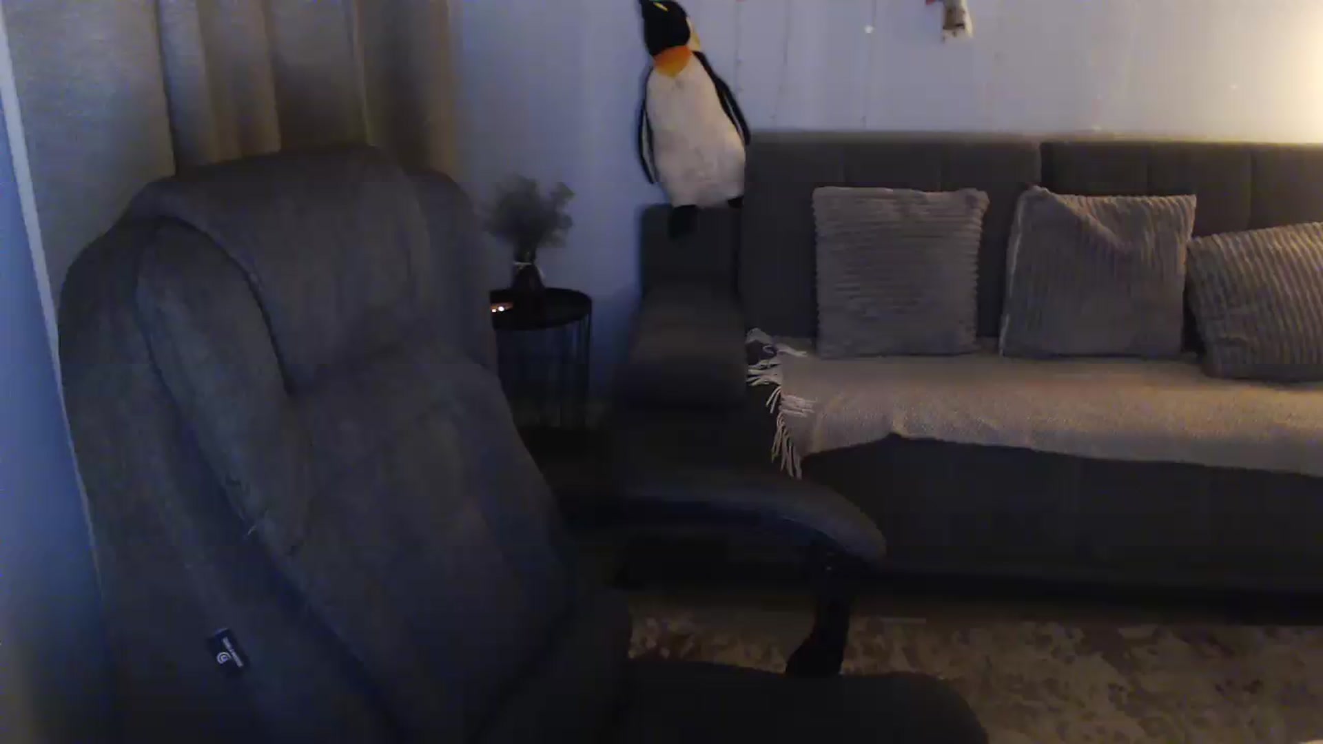 Gallery image thumbnail from Sicille's myfreecams stream on, 08/06/2026, 20:50 image 9 of 20