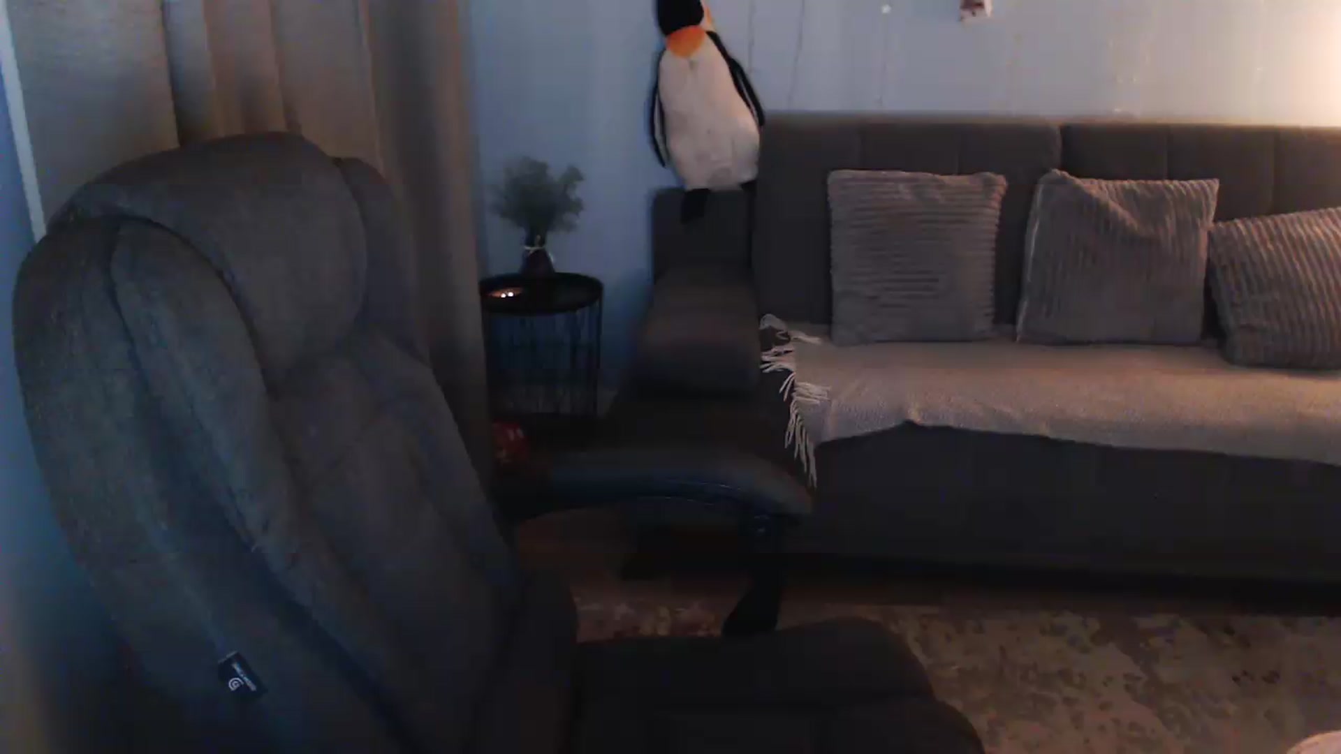 Gallery image thumbnail from Sicille's myfreecams stream on, 08/06/2026, 20:50 image 10 of 20