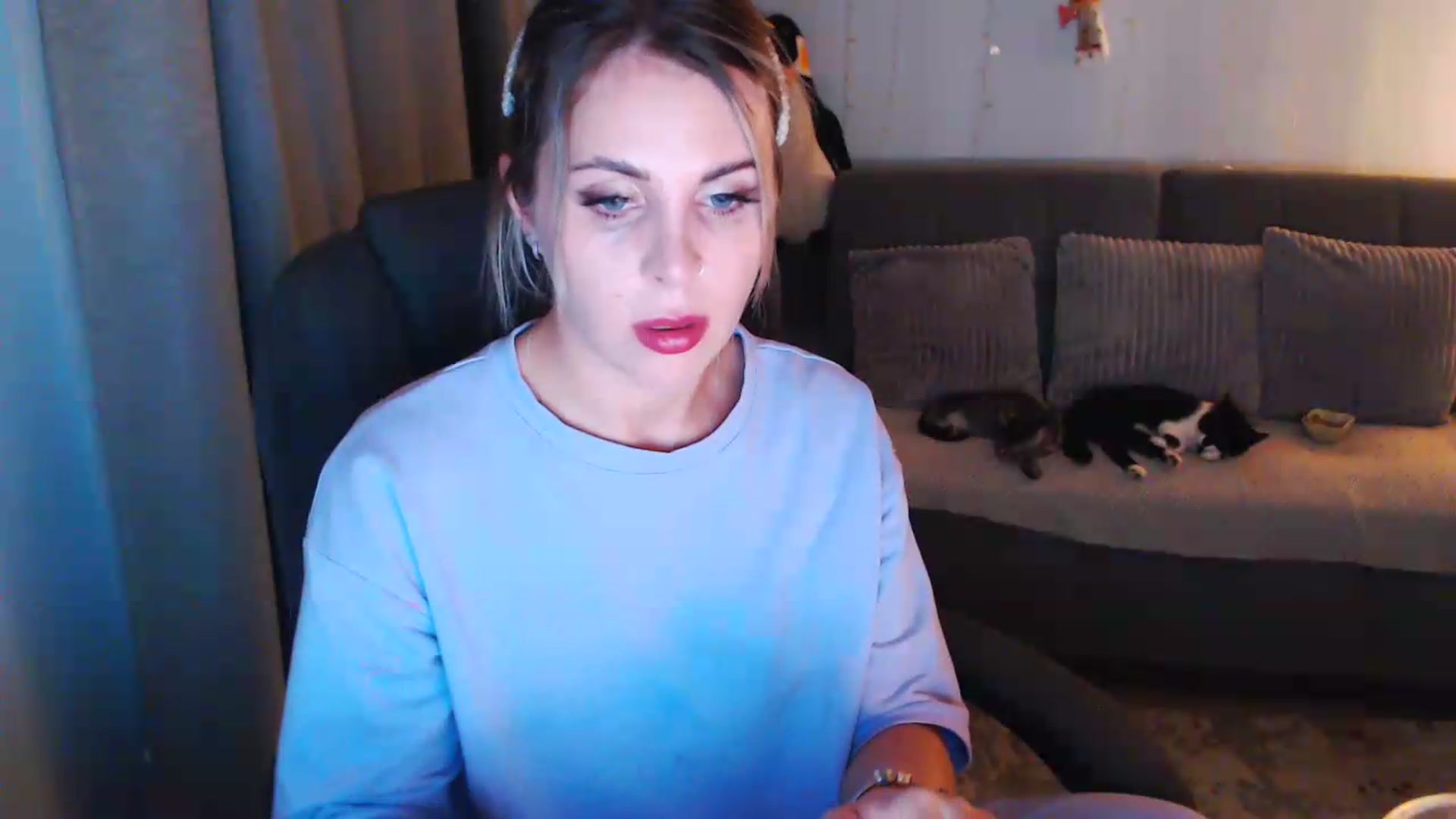 Gallery image thumbnail from Sicille's myfreecams stream on, 08/13/2026, 21:07 image 16 of 20