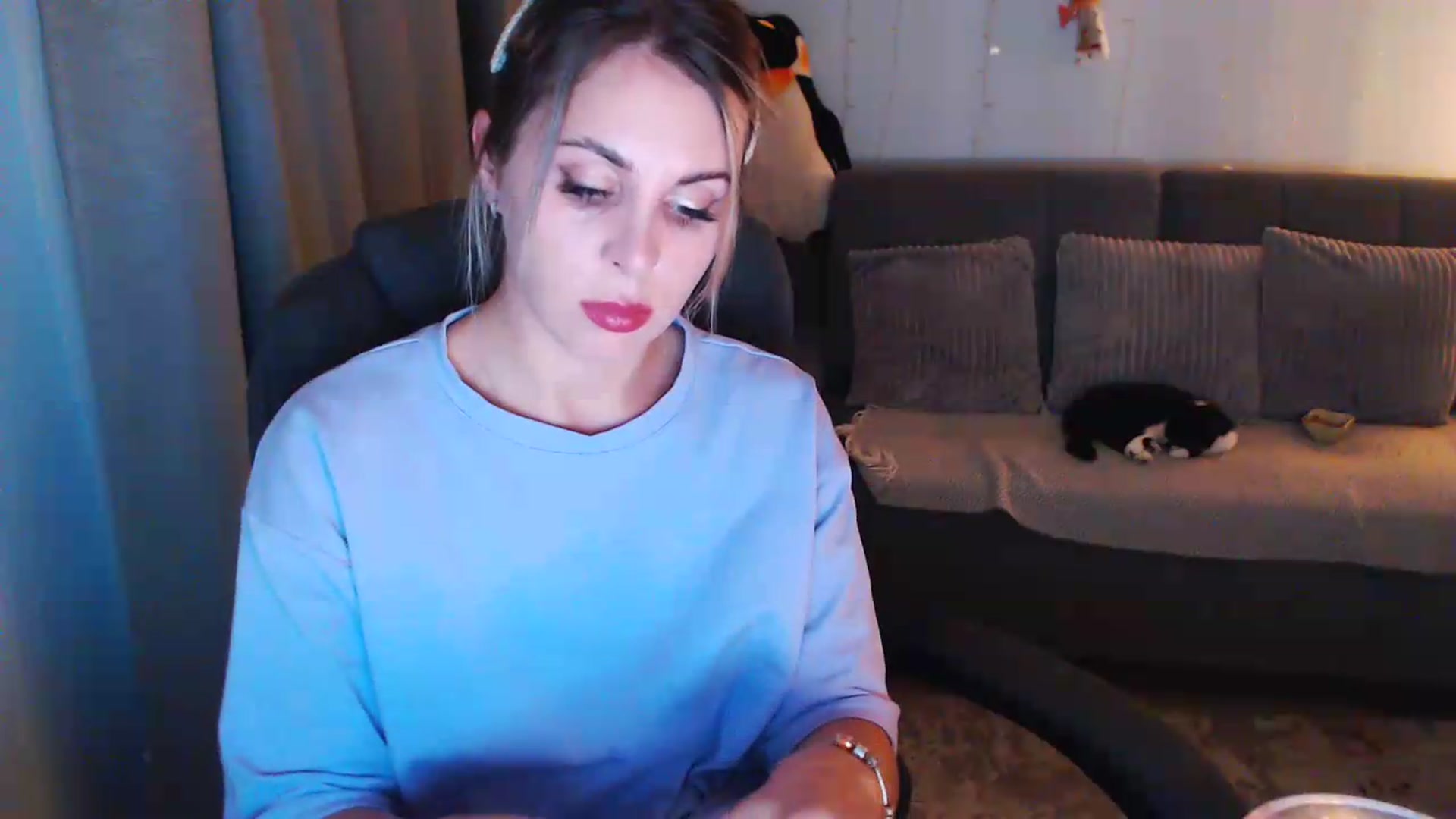 Gallery image thumbnail from Sicille's myfreecams stream on, 08/13/2026, 21:07 image 19 of 20