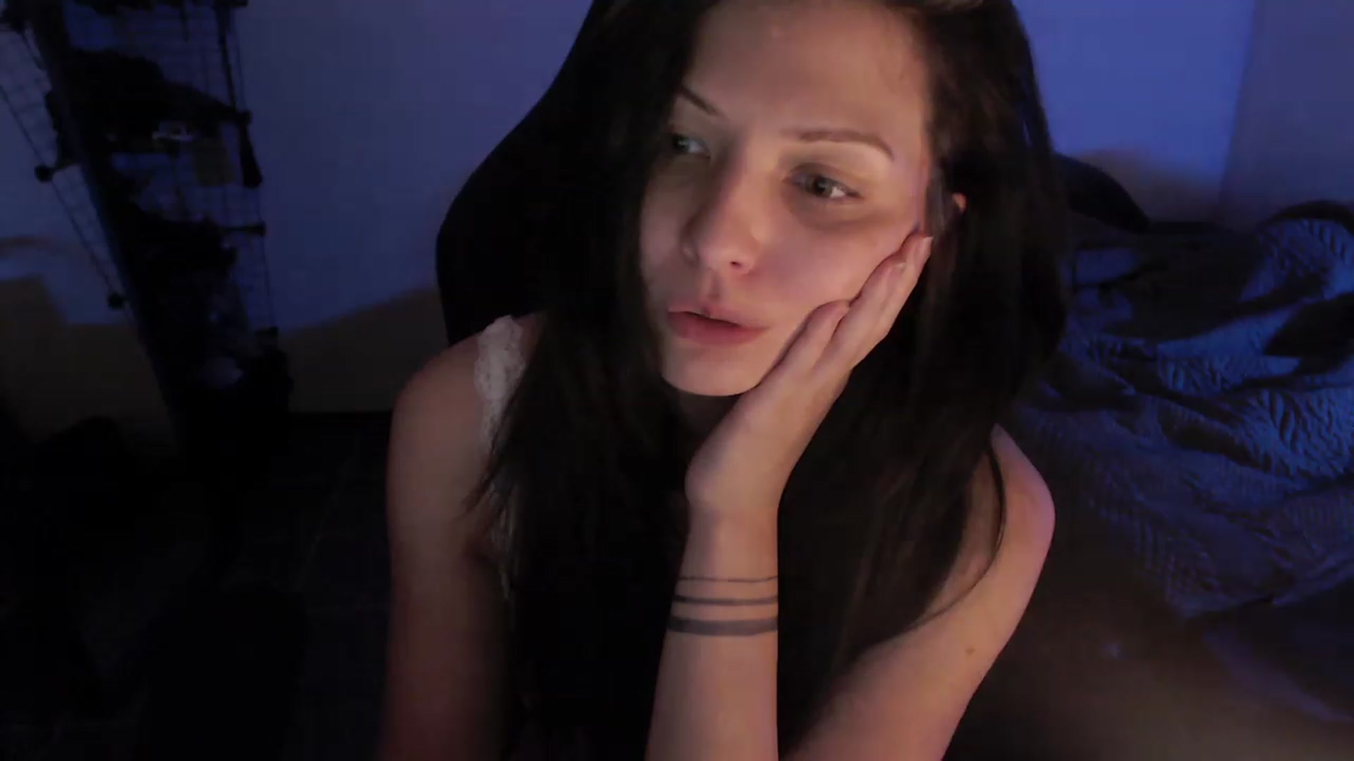 Gallery image thumbnail from SickShiksa's myfreecams stream on, 06/02/2023, 12:53 image 9 of 20