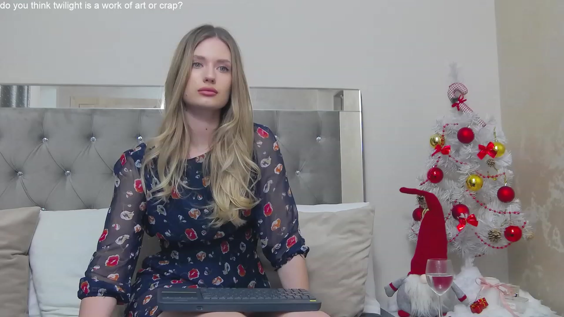 Gallery image thumbnail from SidneyAdamss's myfreecams stream on, 12/04/2023, 01:16 image 15 of 20