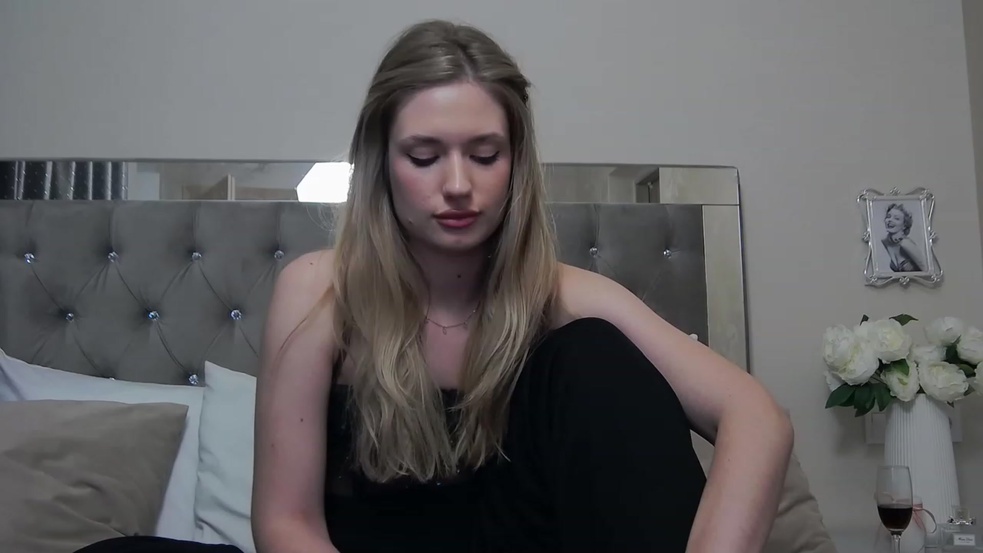 Gallery image thumbnail from SidneyAdamss's myfreecams stream on, 01/09/2024, 03:06 image 7 of 20