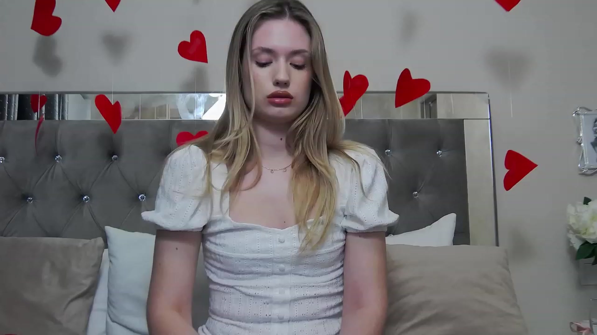 Gallery image thumbnail from SidneyAdamss's myfreecams stream on, 02/12/2024, 24:41 image 8 of 20