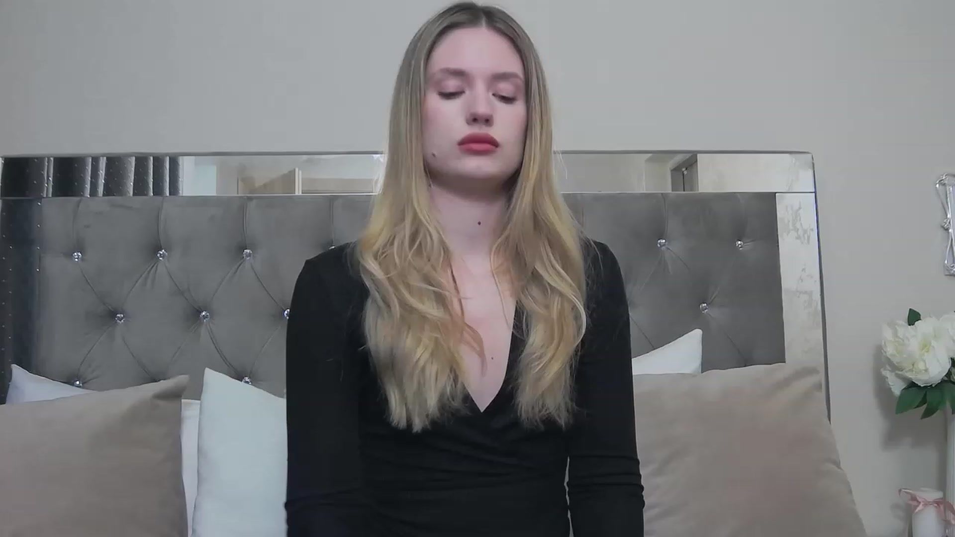 Gallery image thumbnail from SidneyAdamss's myfreecams stream on, 03/03/2024, 02:35 image 16 of 20