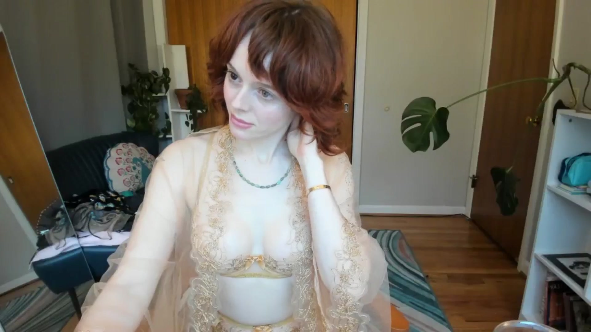 Gallery image thumbnail from Sidra__'s myfreecams stream on, 02/22/2025, 24:37 image 7 of 20