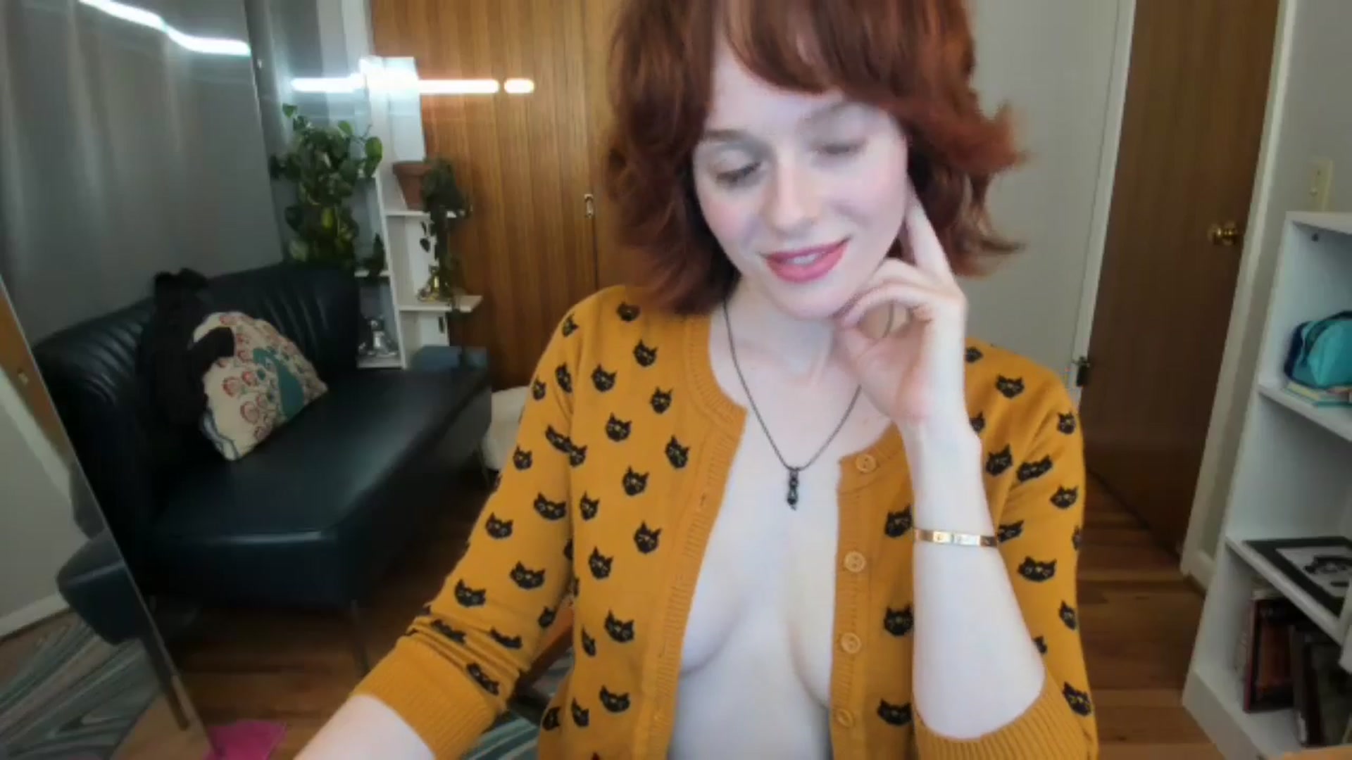 Gallery image thumbnail from Sidra__'s myfreecams stream on, 02/28/2025, 01:00 image 14 of 20