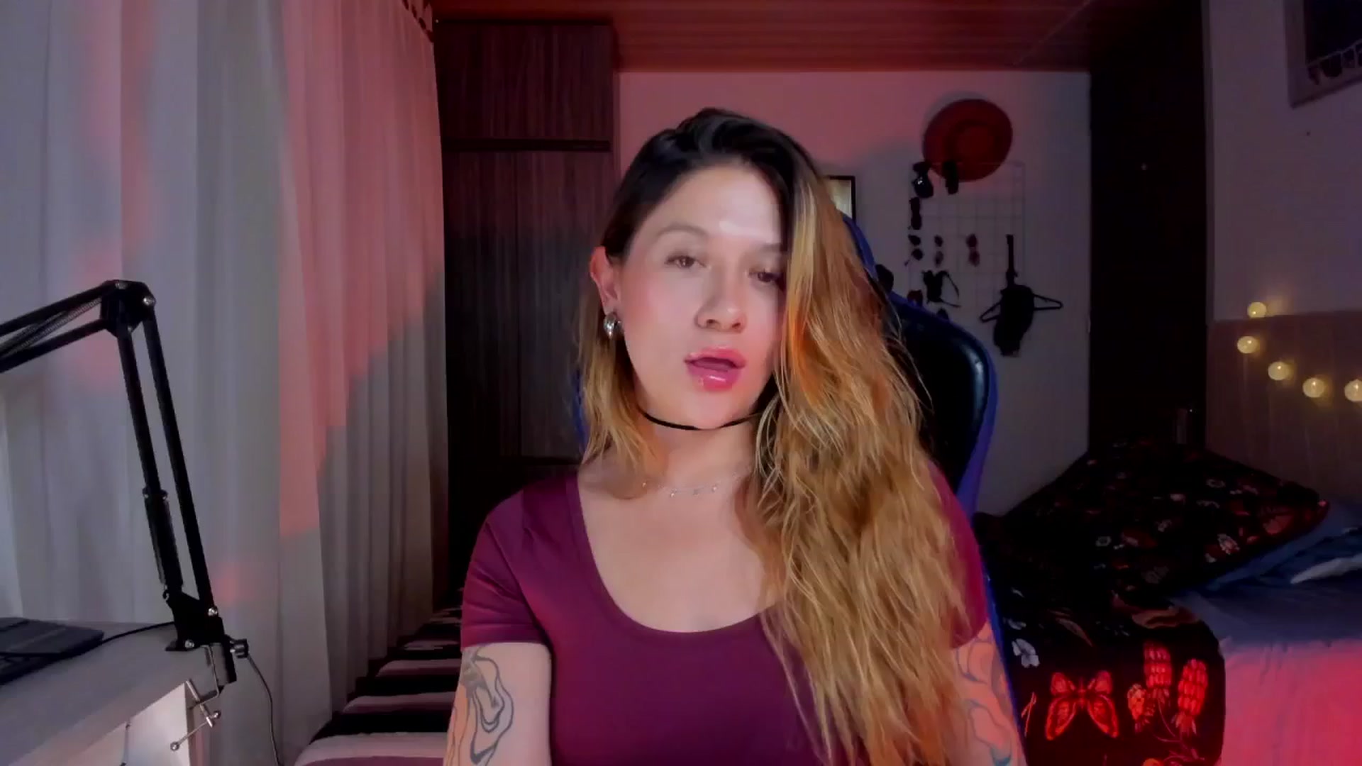 Gallery image thumbnail from Sienn_a's myfreecams stream on, 12/02/2025, 06:38 image 10 of 20