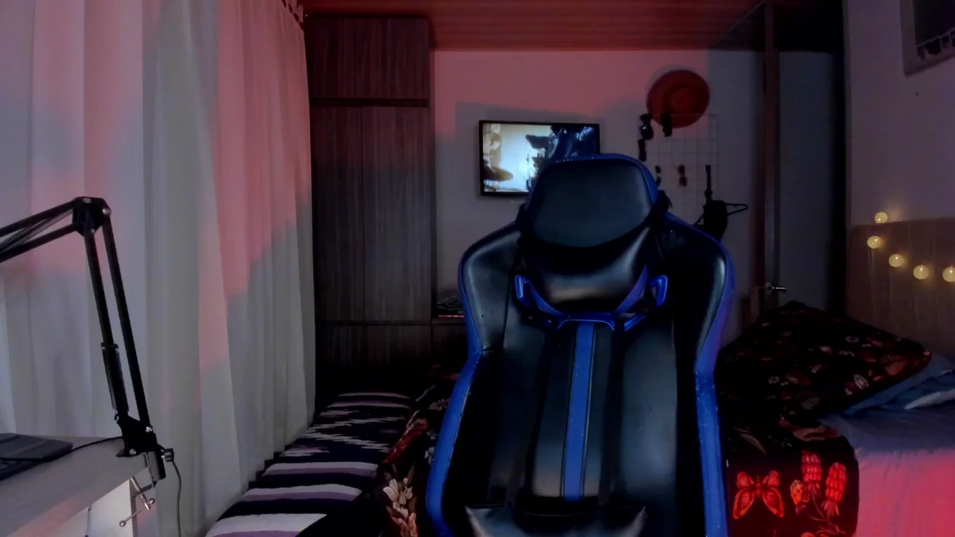 Gallery image thumbnail from Sienn_a's myfreecams stream on, 12/02/2025, 06:38 image 7 of 20