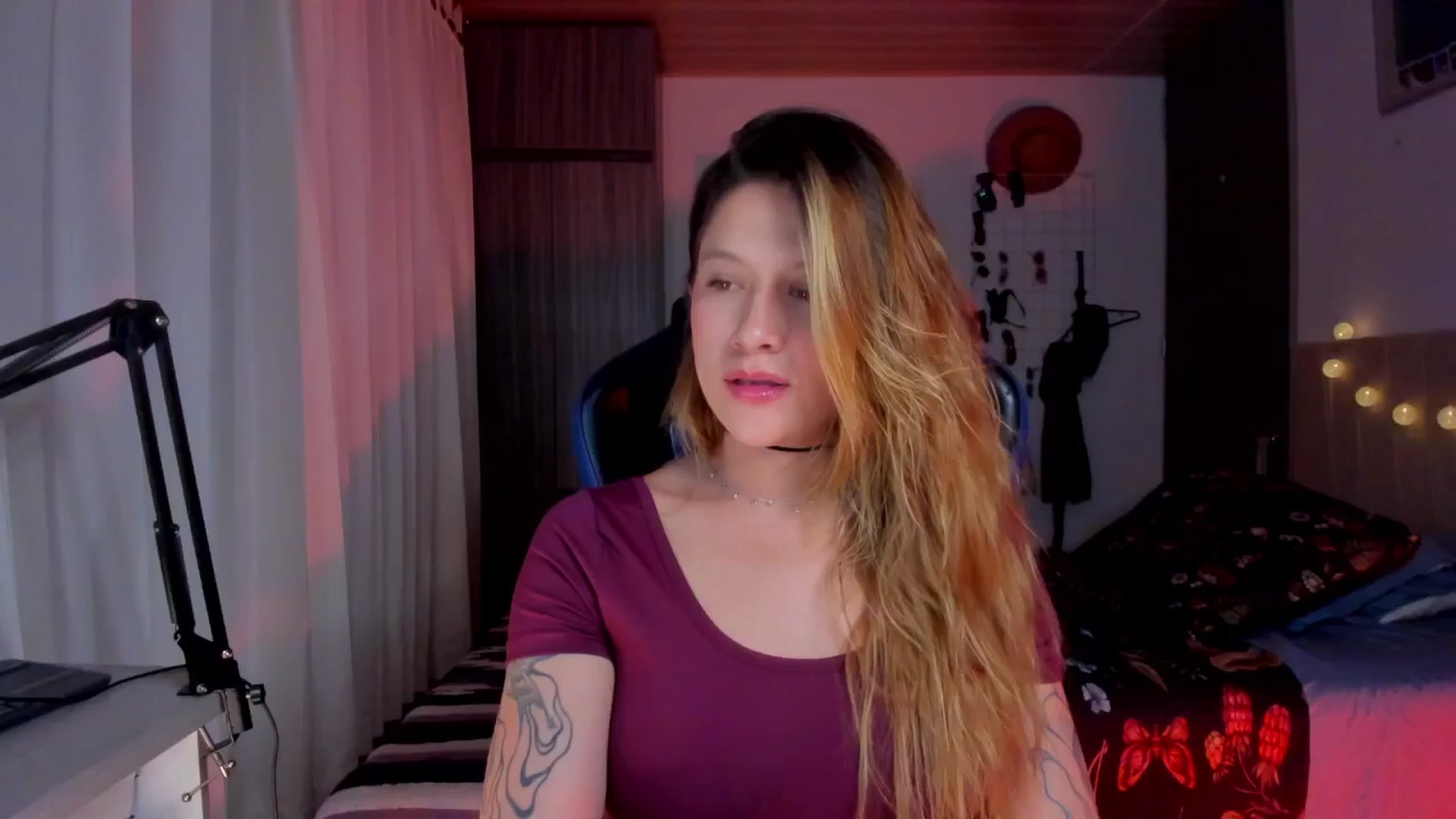 Gallery image thumbnail from Sienn_a's myfreecams stream on, 12/02/2025, 06:38 image 4 of 20