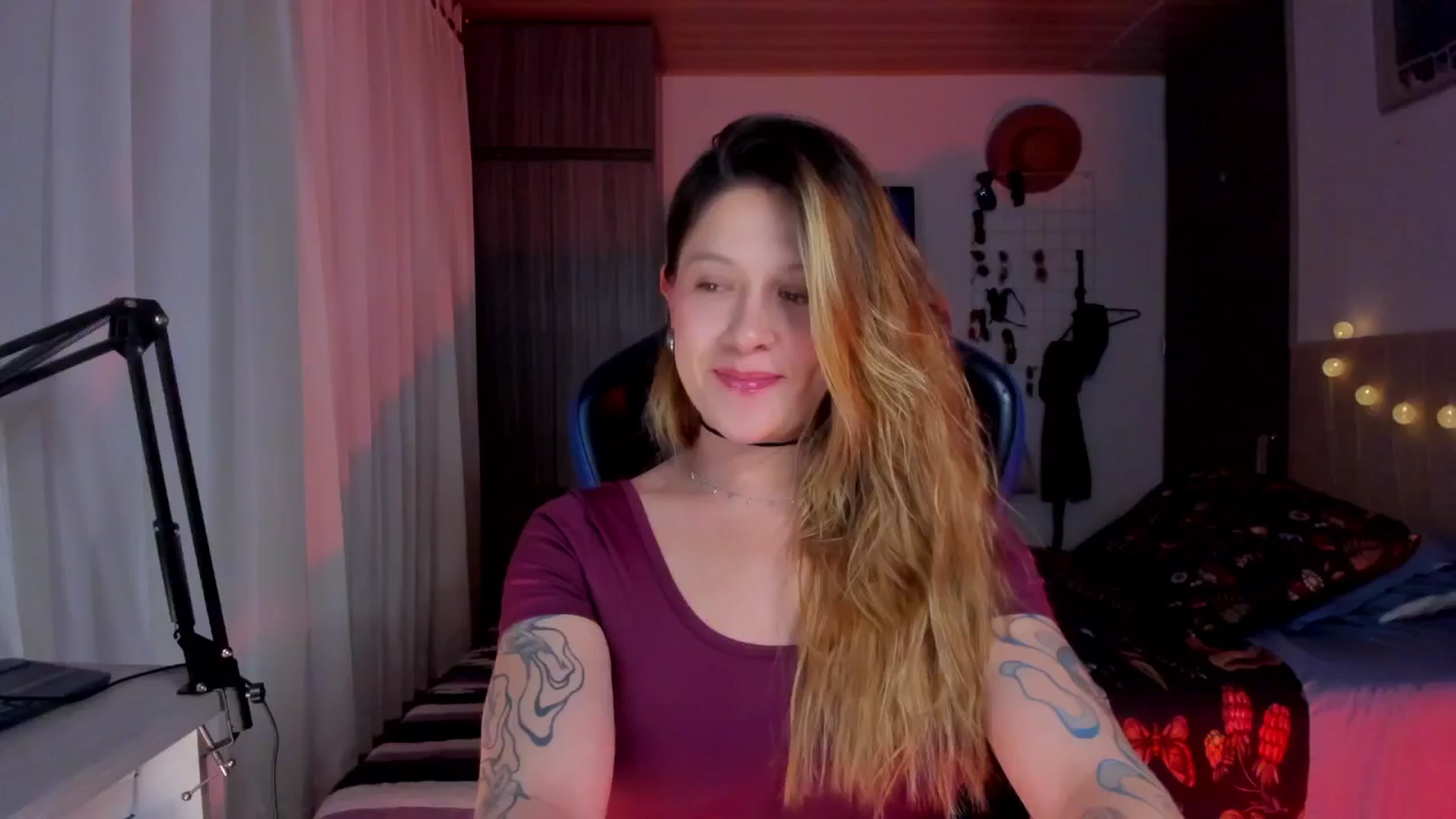 Gallery image thumbnail from Sienn_a's myfreecams stream on, 12/02/2025, 06:38 image 3 of 20