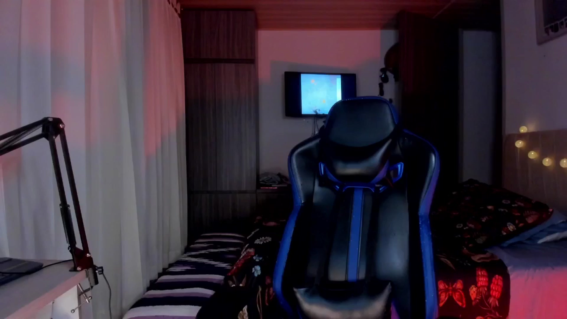 Gallery image thumbnail from Sienn_a's myfreecams stream on, 12/02/2025, 06:38 image 15 of 20