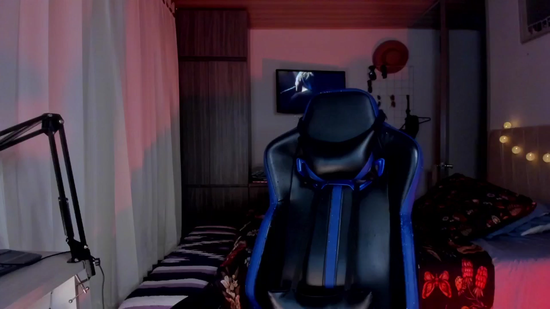 Gallery image thumbnail from Sienn_a's myfreecams stream on, 12/02/2025, 06:38 image 6 of 20