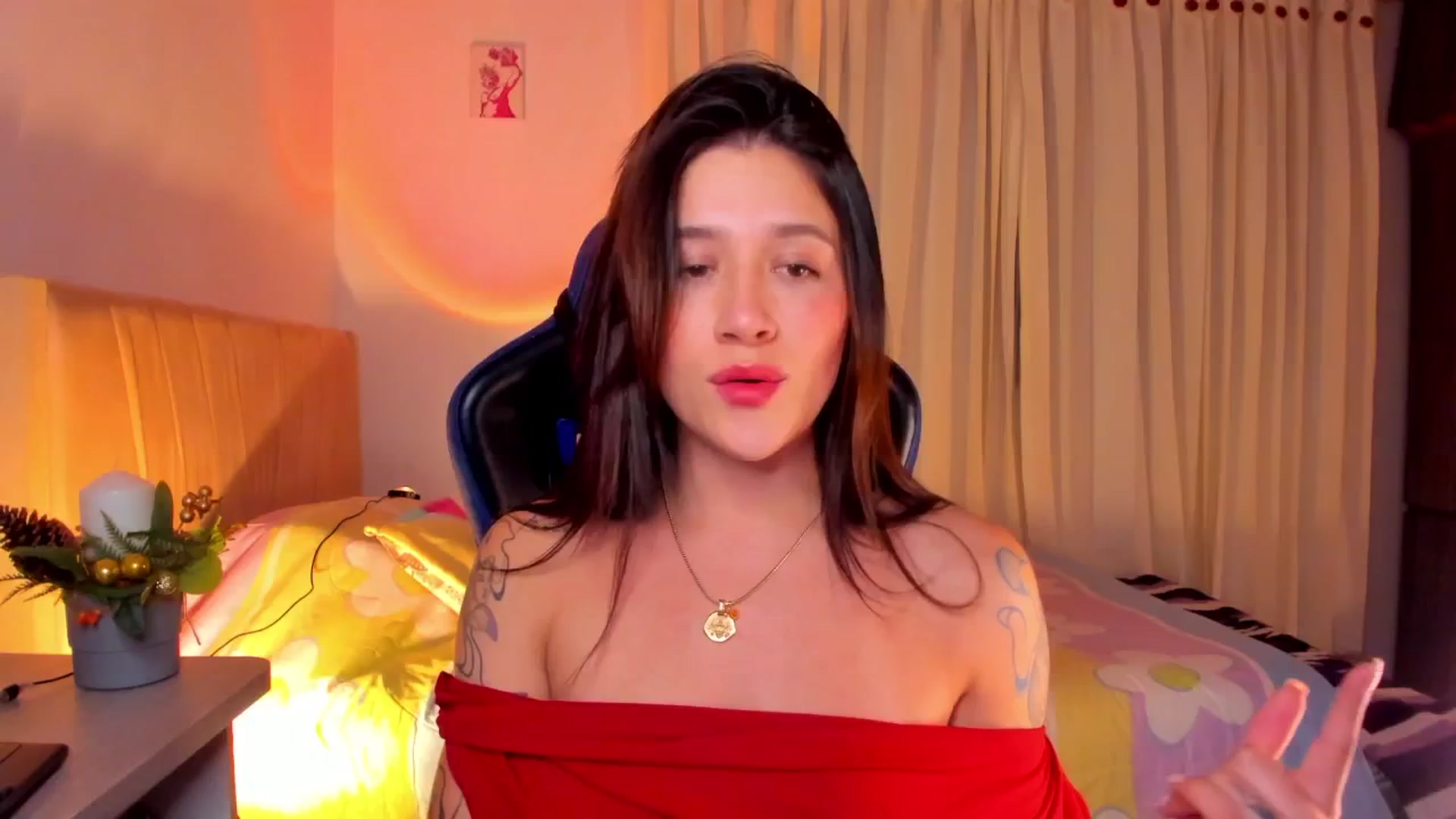 Gallery image thumbnail from Sienn_a's myfreecams stream on, 02/17/2026, 05:50 image 3 of 20
