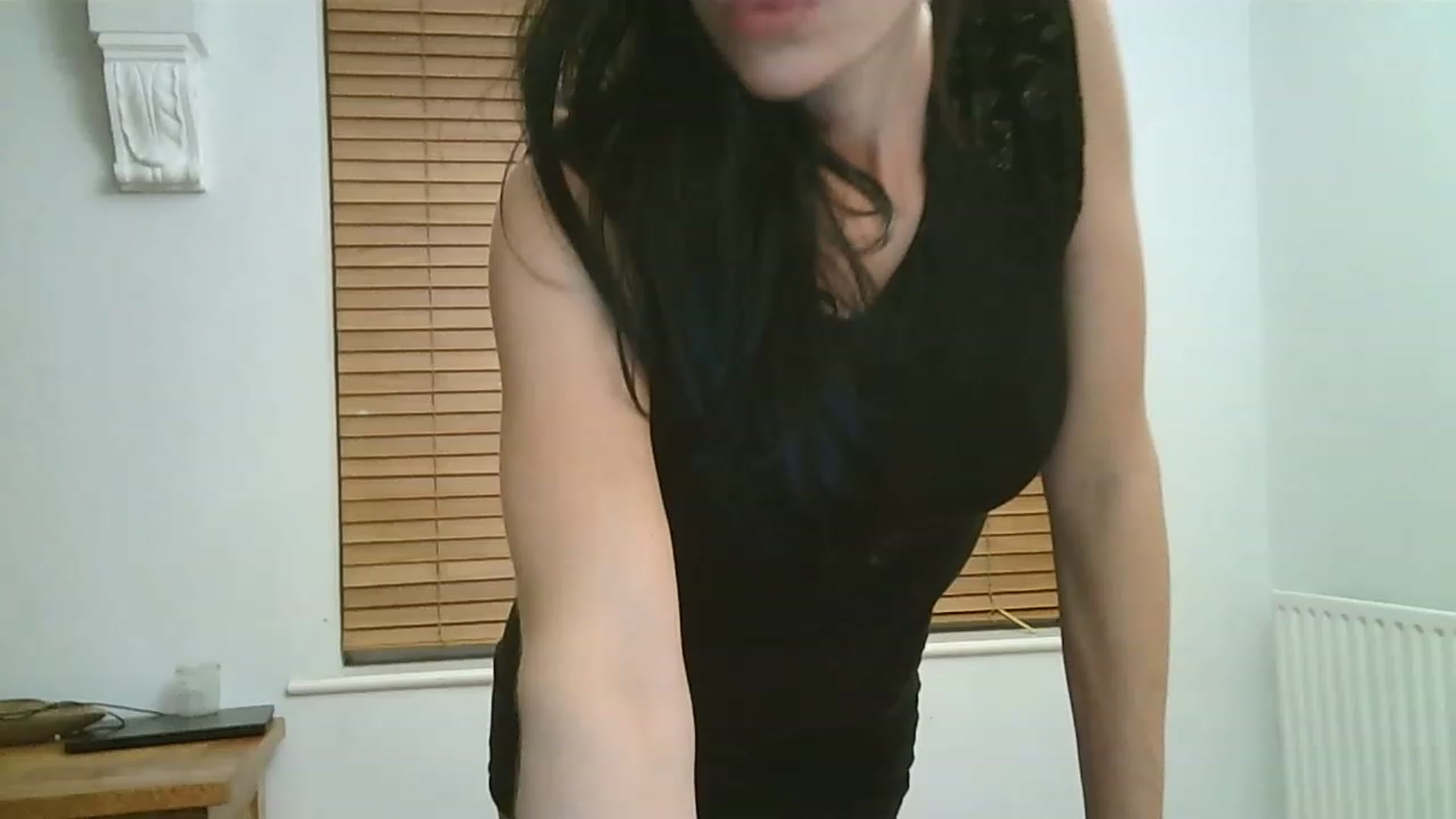 Gallery image thumbnail from SiennaGG's myfreecams stream on, 11/14/2022, 21:45 image 18 of 20
