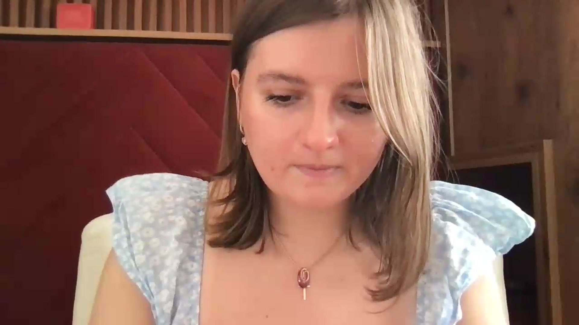 Gallery image thumbnail from SiennaMist's myfreecams stream on, 08/10/2026, 16:22 image 17 of 20