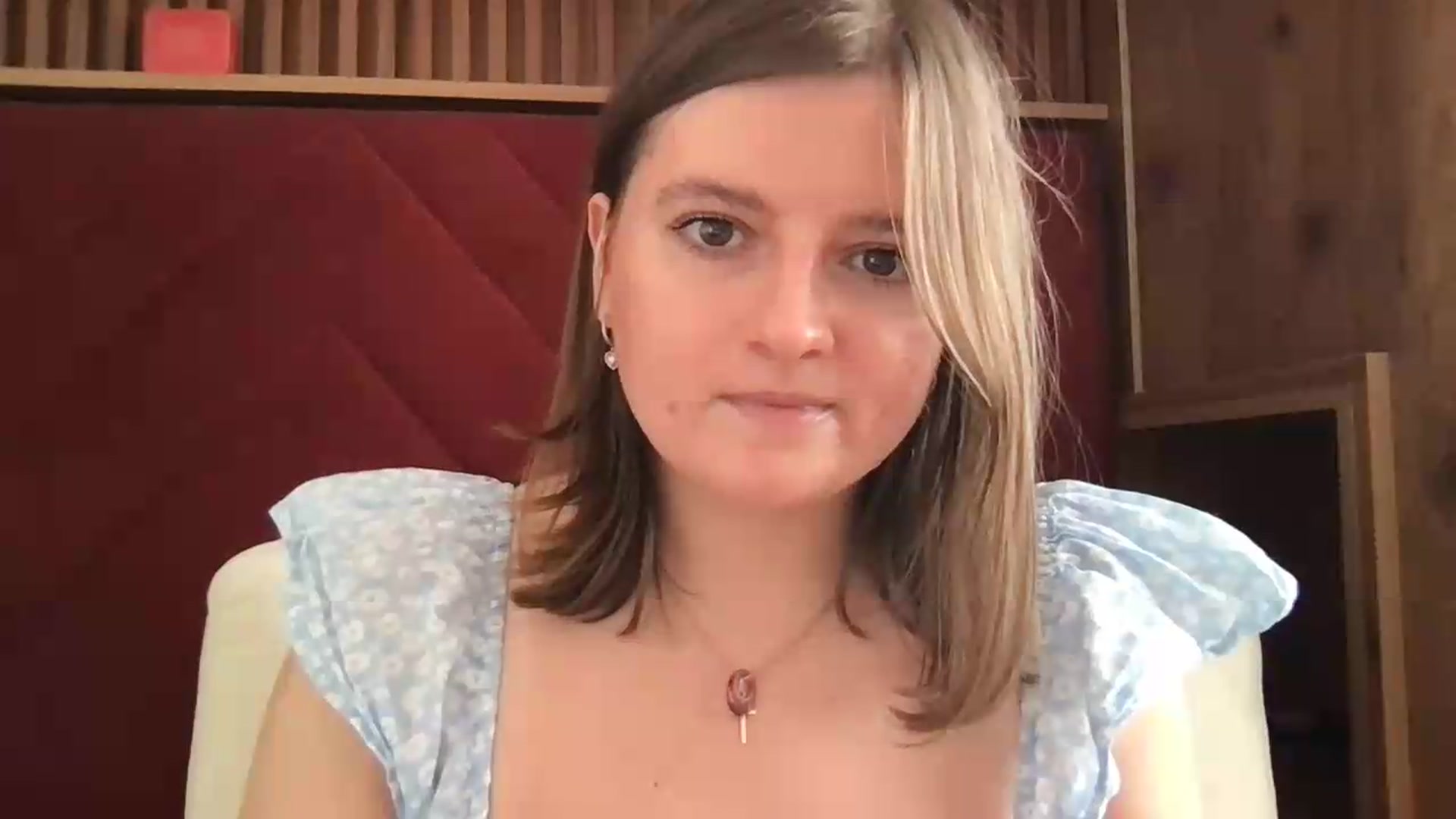 Gallery image thumbnail from SiennaMist's myfreecams stream on, 08/10/2026, 16:22 image 10 of 20
